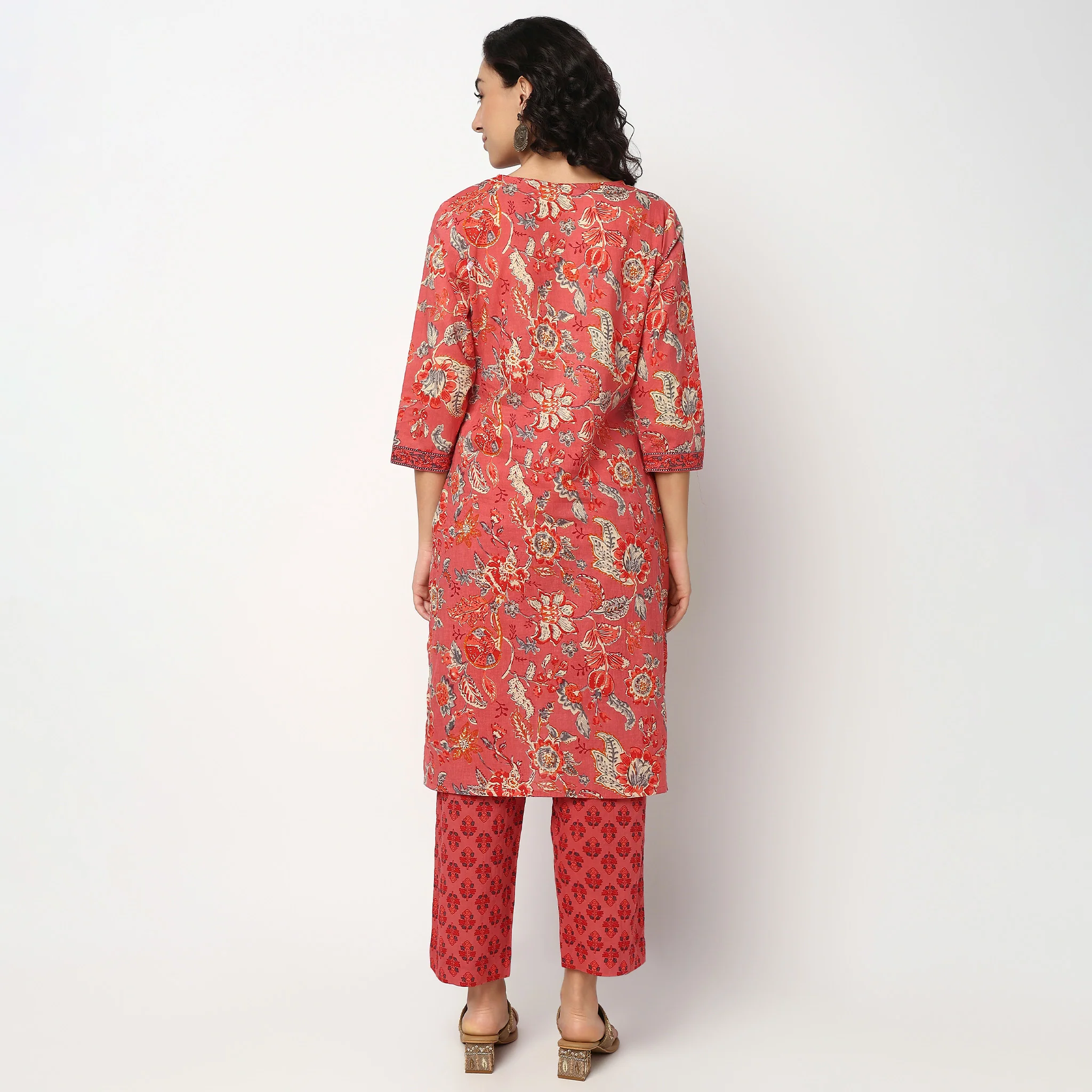 Printed Cotton V Neck Kurta Set with Dupatta - Image 3