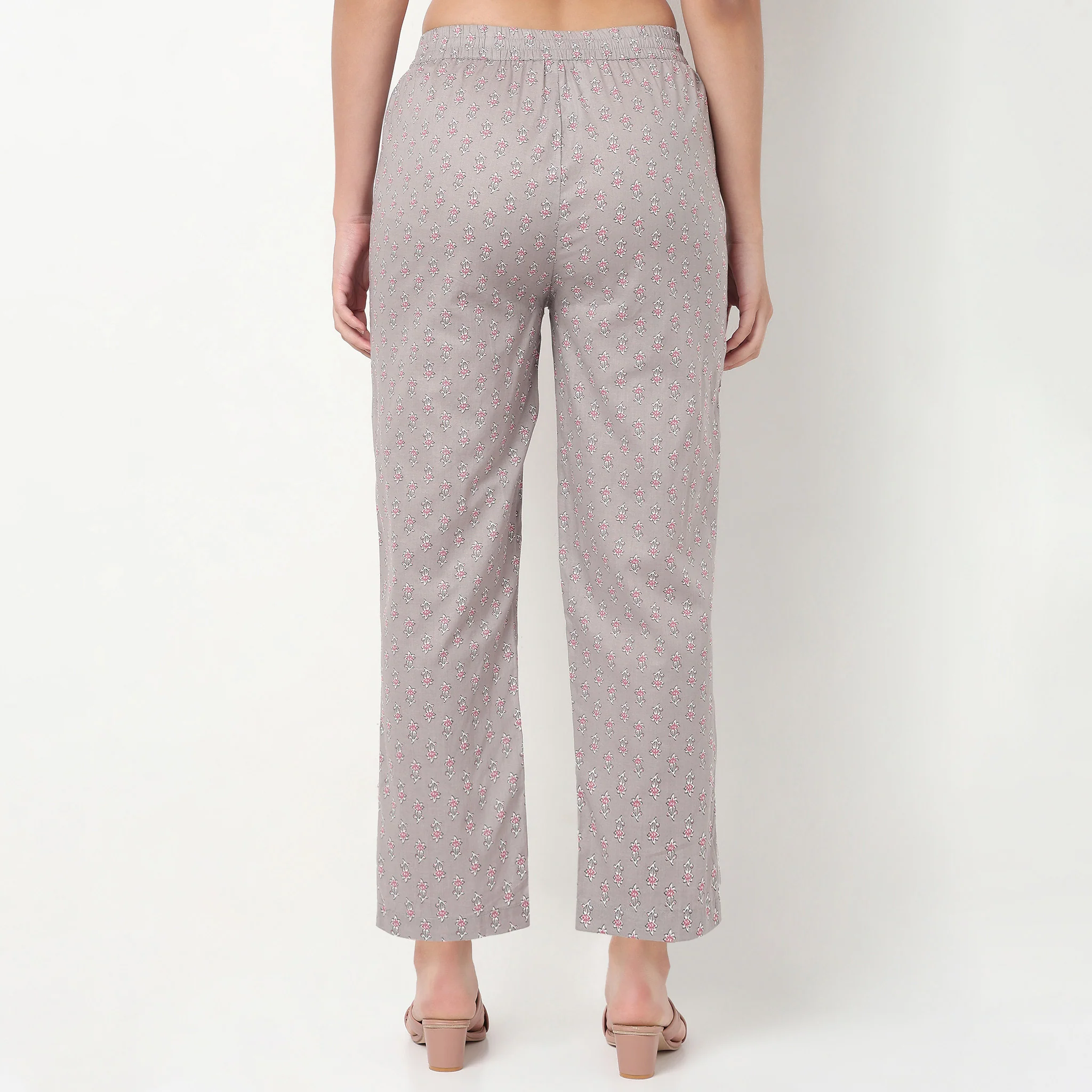 Cotton Printed High Rise Pants - Image 3