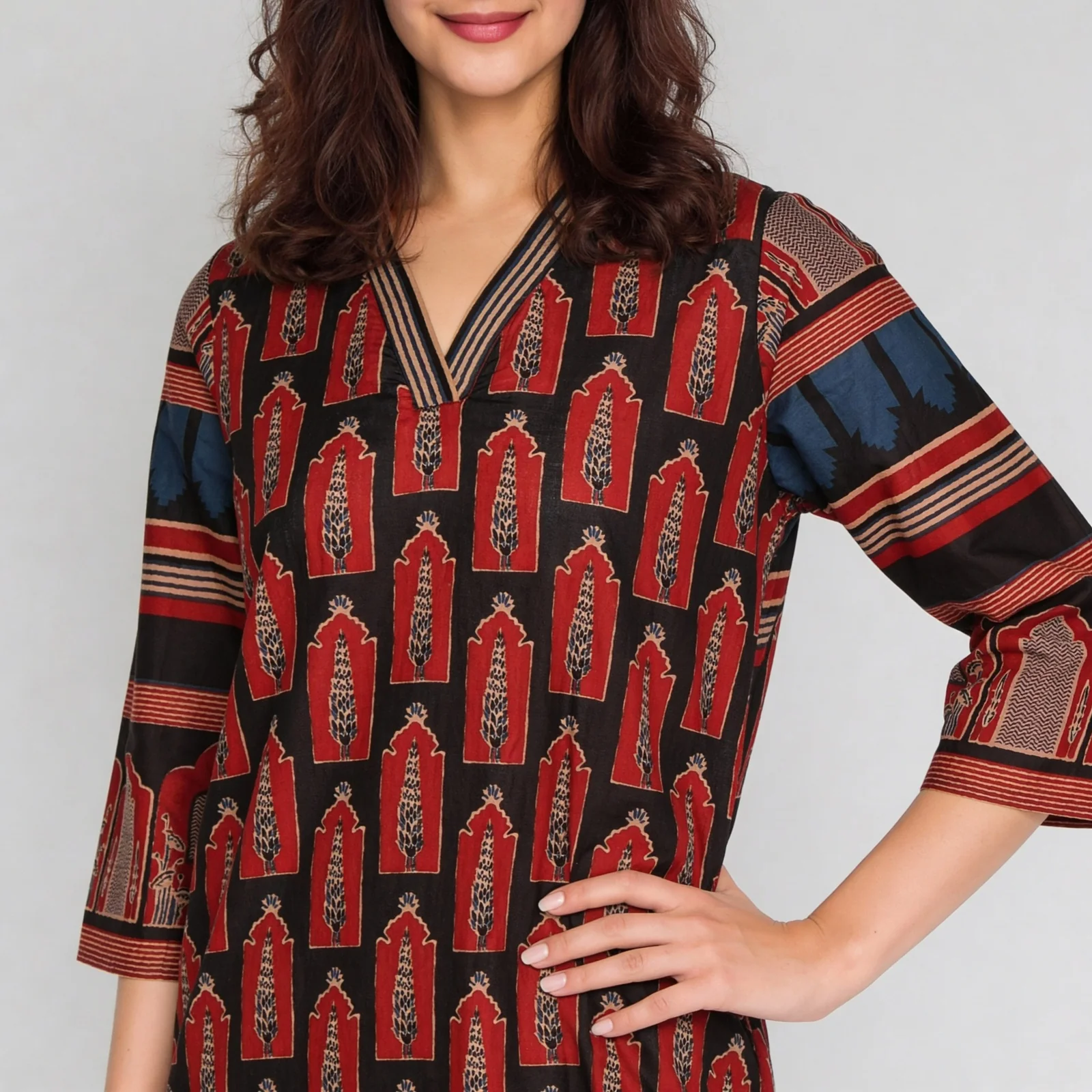 Printed Cotton V-Neck Long Kurta - Image 4