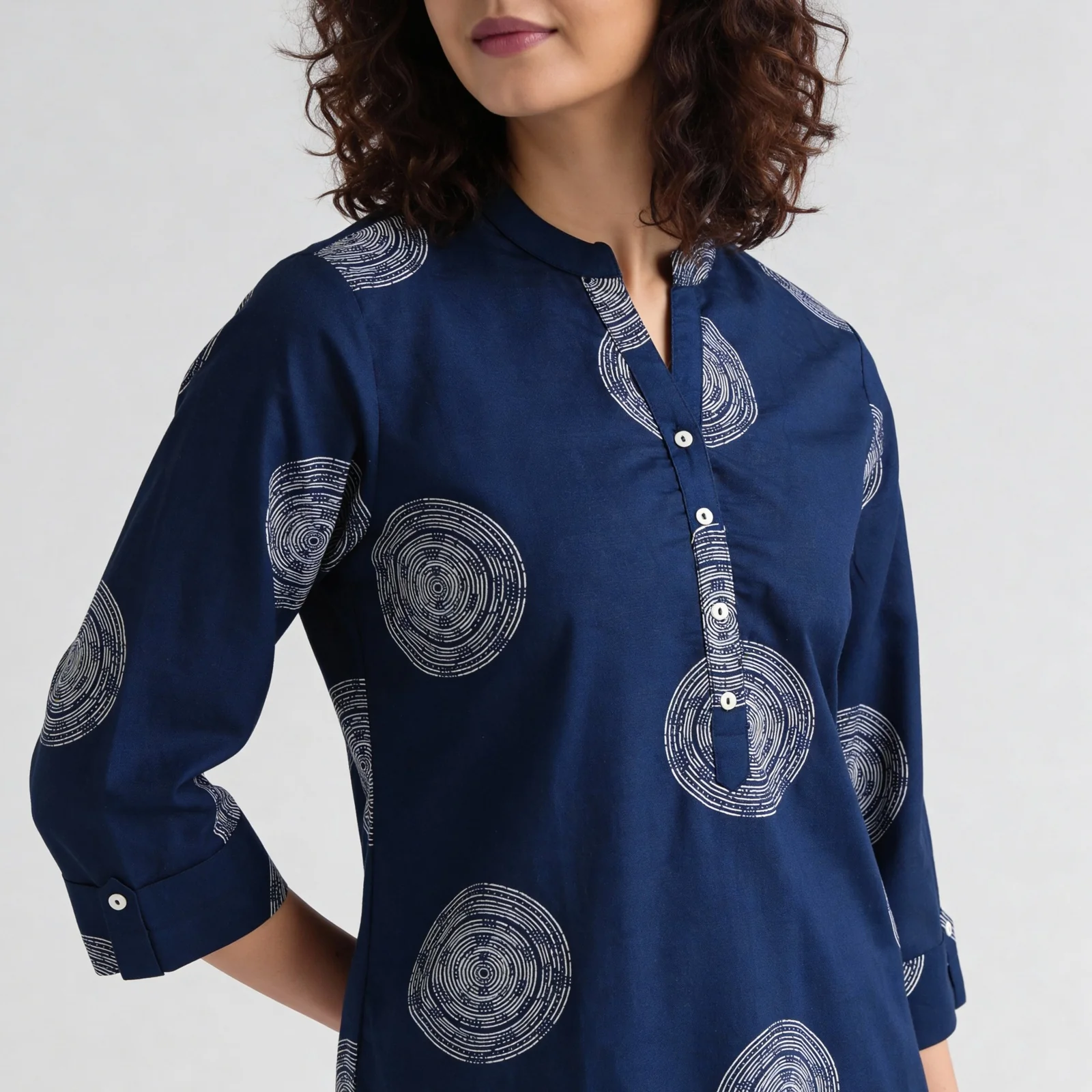 Printed Cotton Half Placket Long Kurta - Image 9