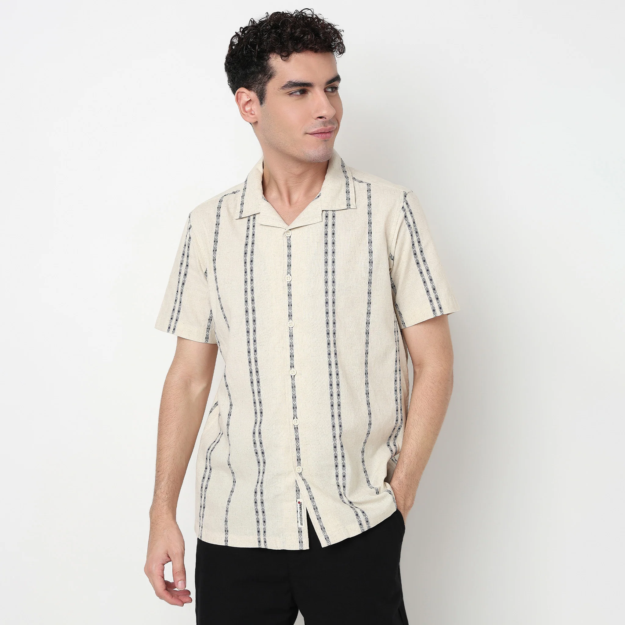 Structured Cotton Cuban Shirt - Image 2