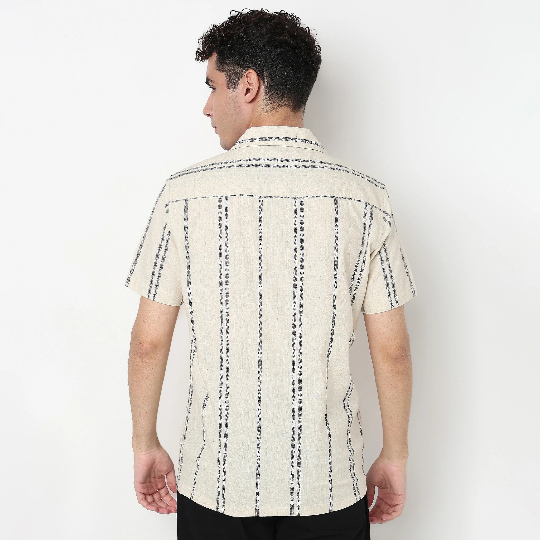 Structured Cotton Cuban Shirt - Image 3