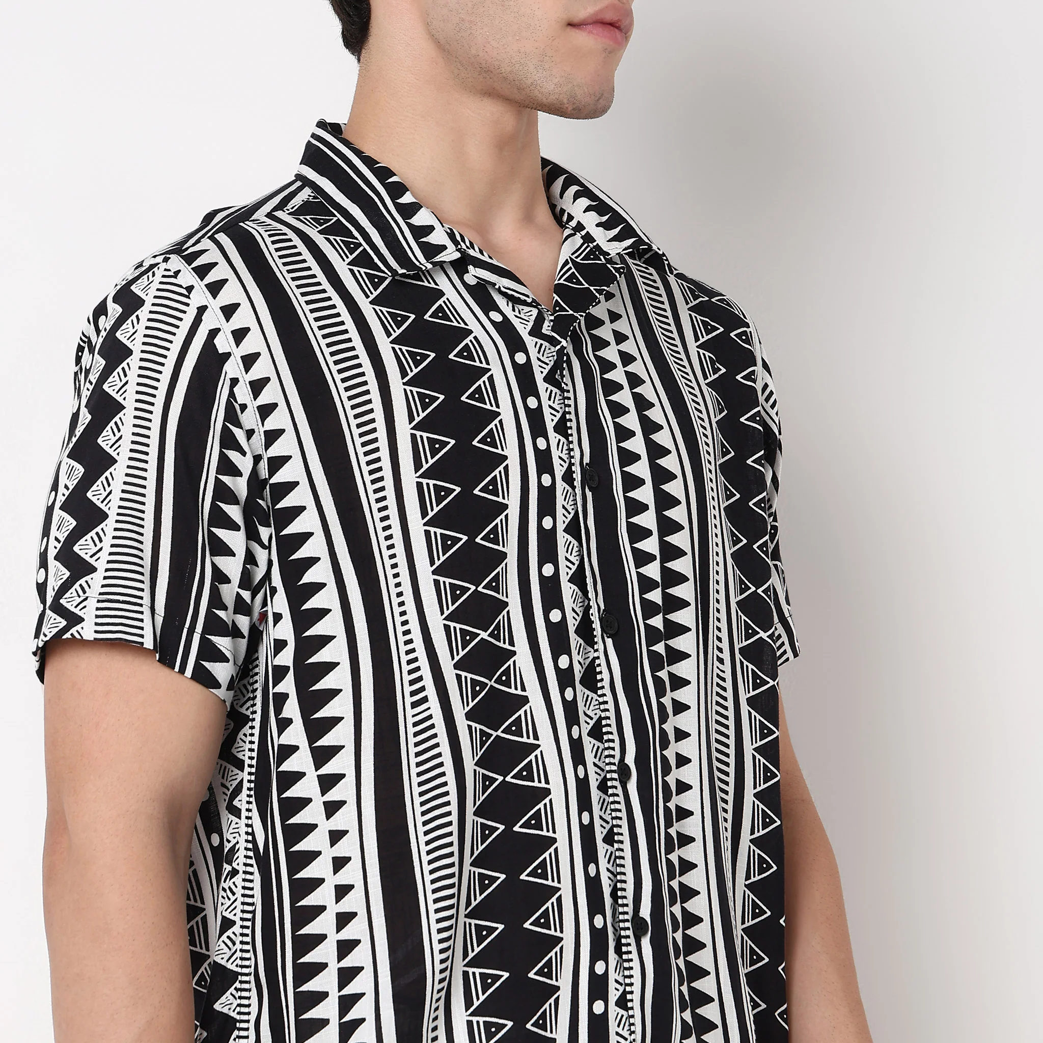 Cotton Textured Cuban Shirt - Image 4