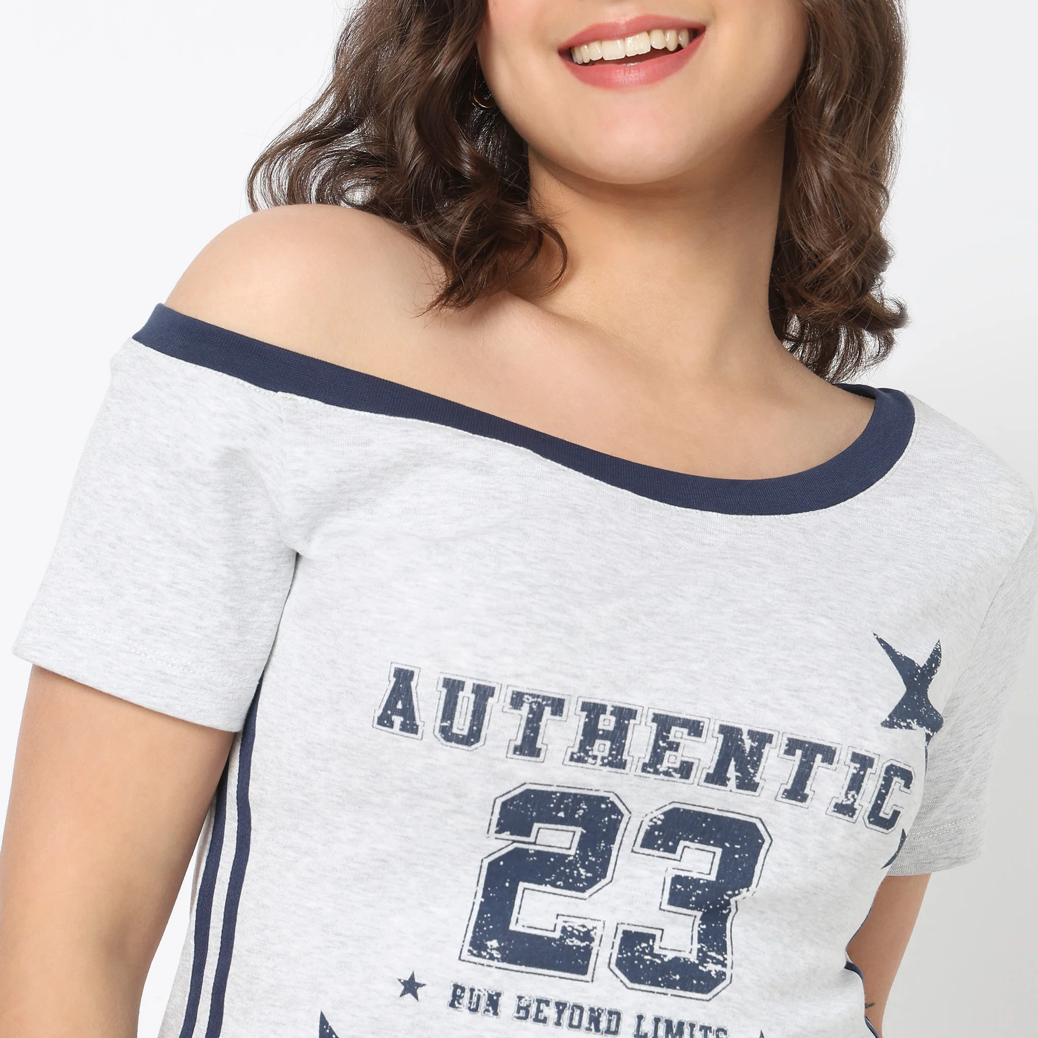 Crew Neck Graphic T-Shirt - Image 4