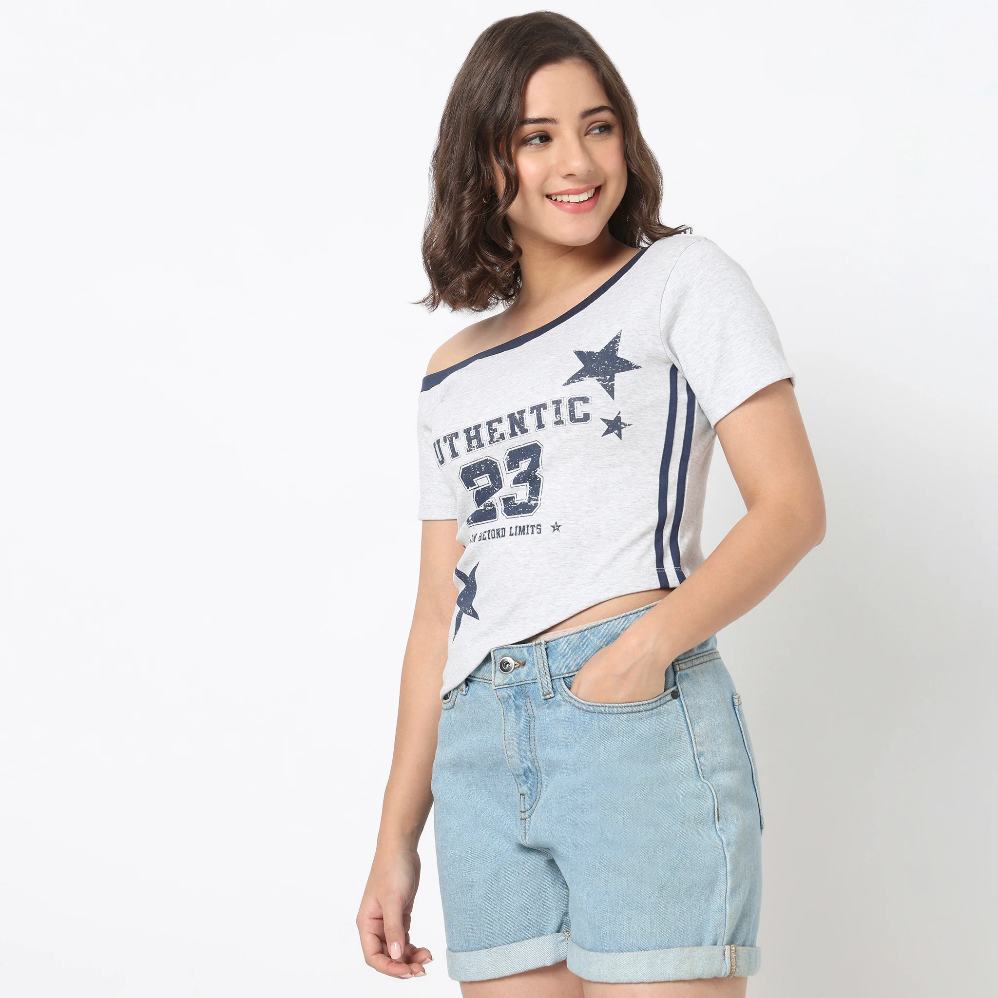 Crew Neck Graphic T-Shirt - Image 5
