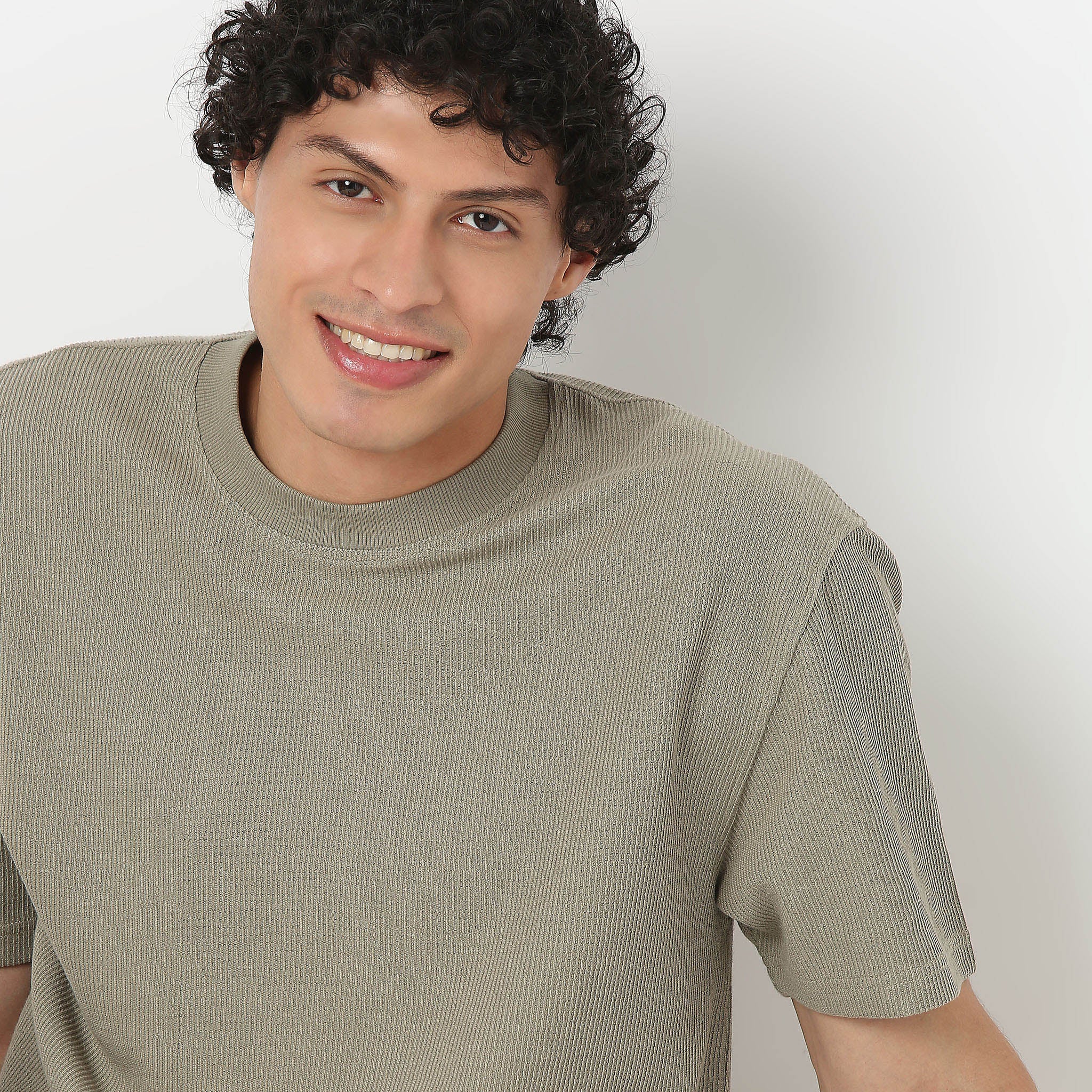 Oversize Half Sleeve Crew Neck Structured Unisets T-Shirt - Image 10