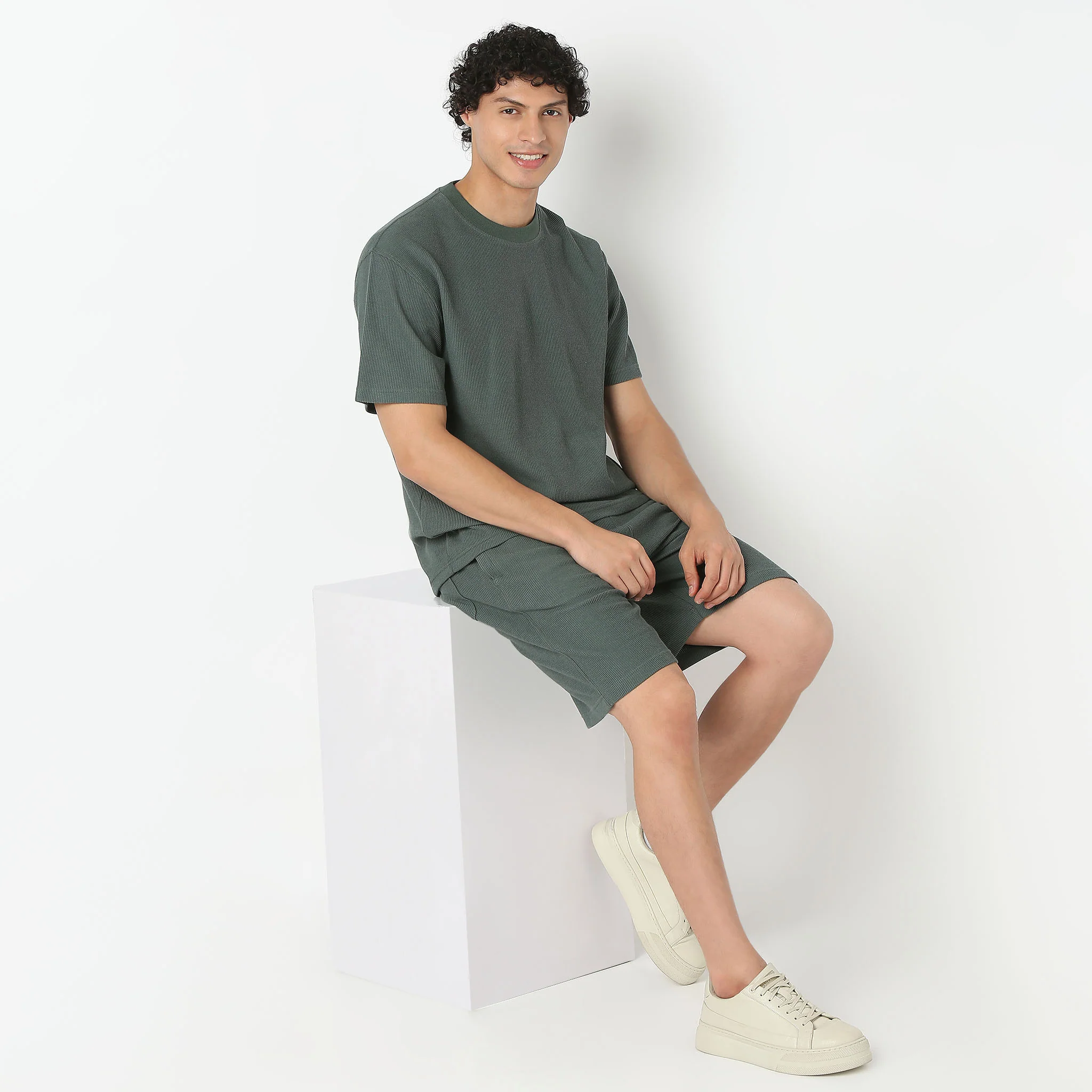 Oversize Half Sleeve Crew Neck Structured Unisets T-Shirt - Image 11