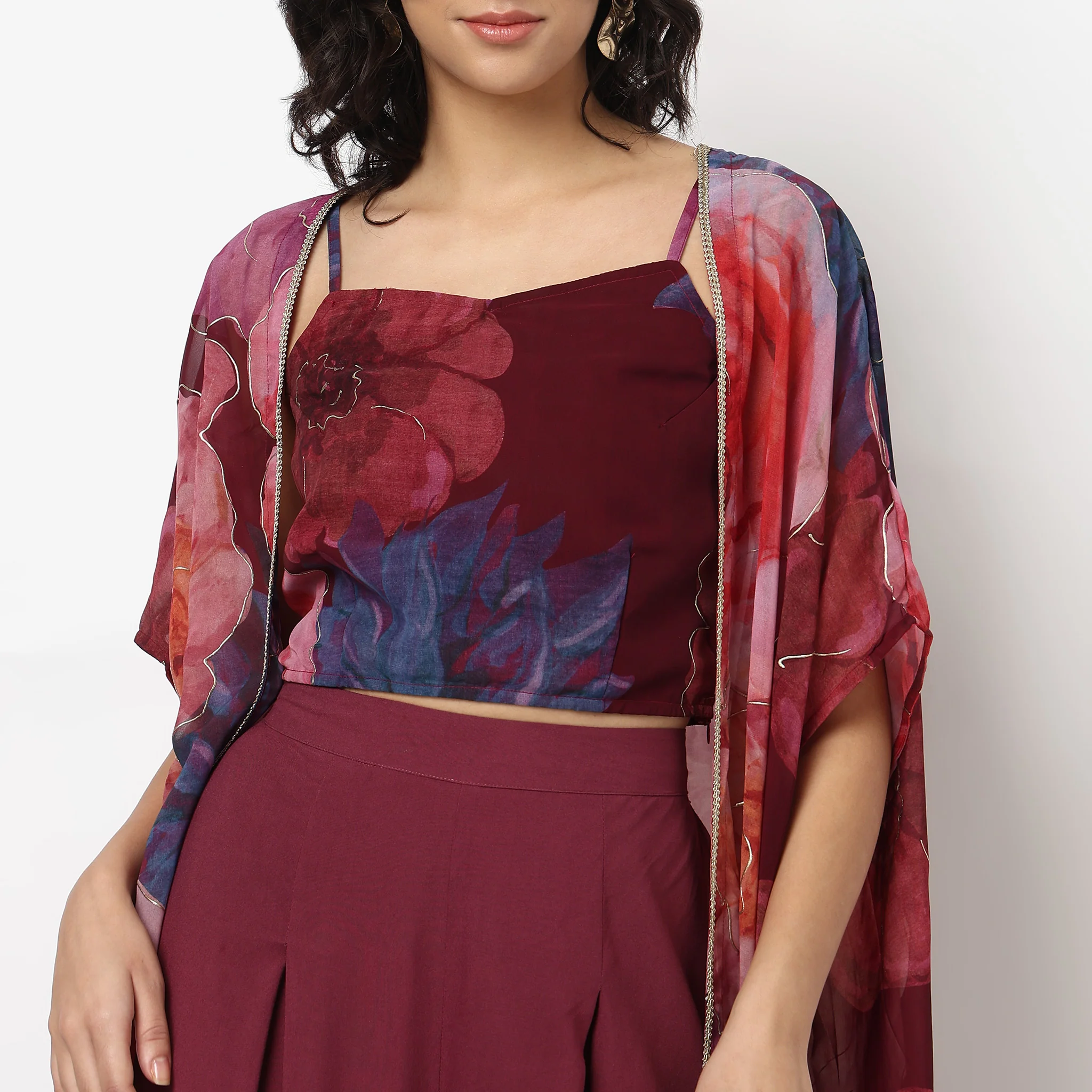 Printed Cape with Strappy Crop Top and Pants - Image 4