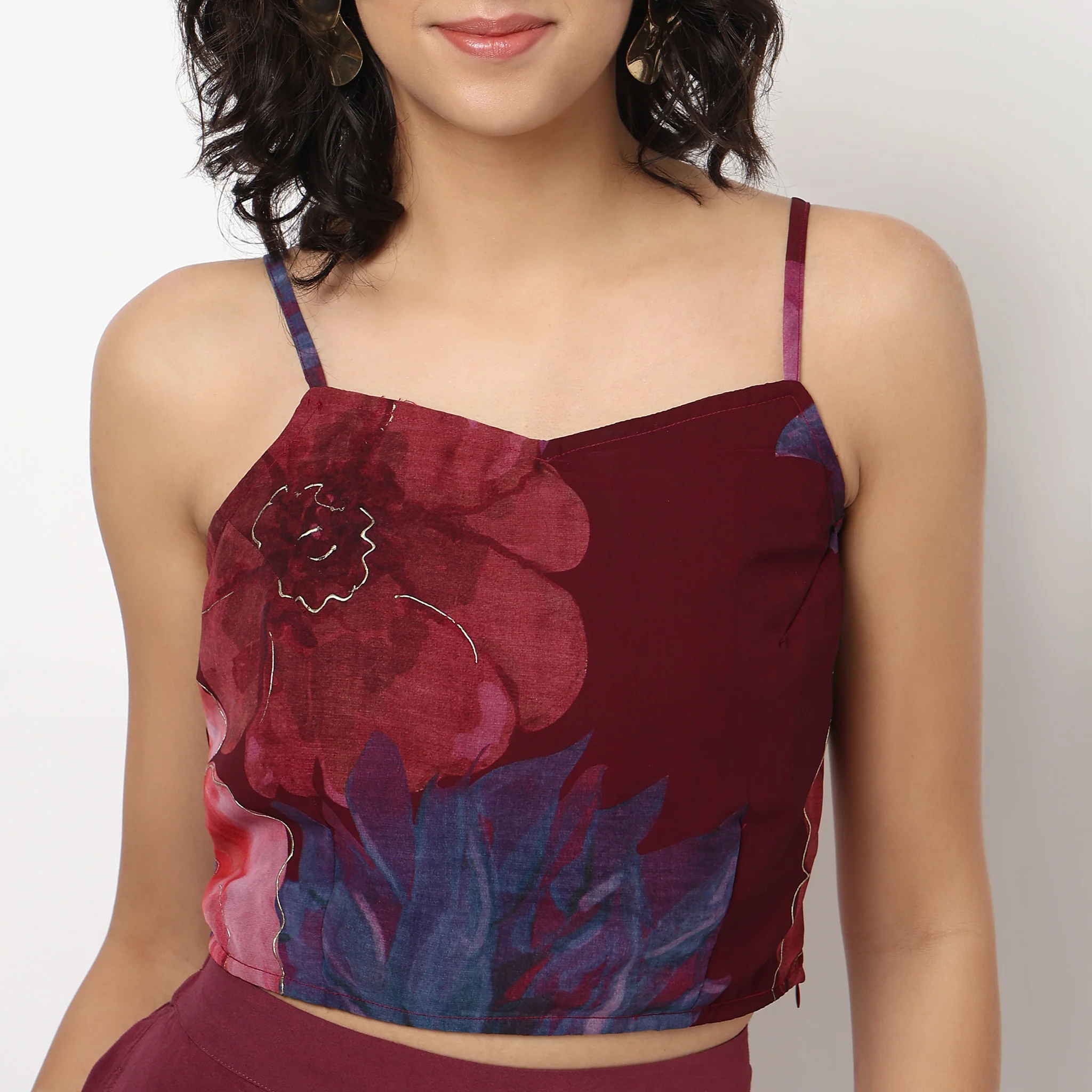 Printed Cape with Strappy Crop Top and Pants - Image 6