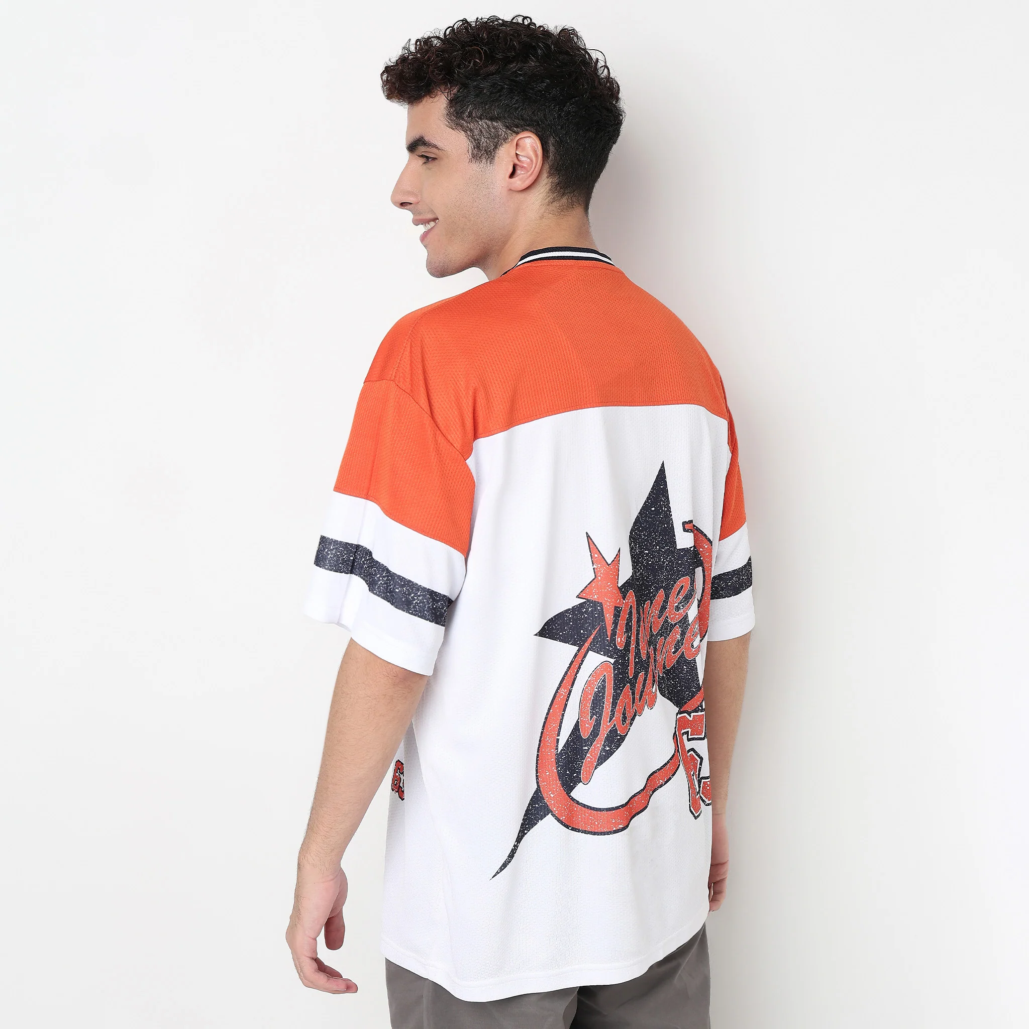 Cut and Sew V-Neck Oversize T-Shirt - Image 3
