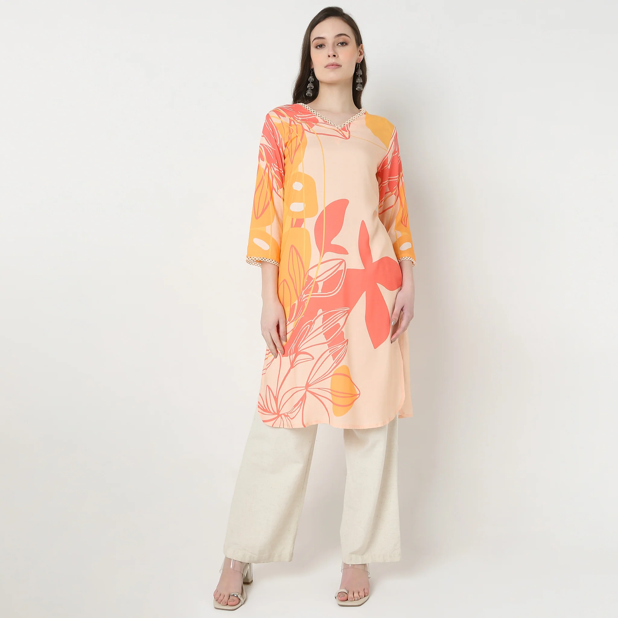 Digital Print V-Neck Straight Kurta - Image 2