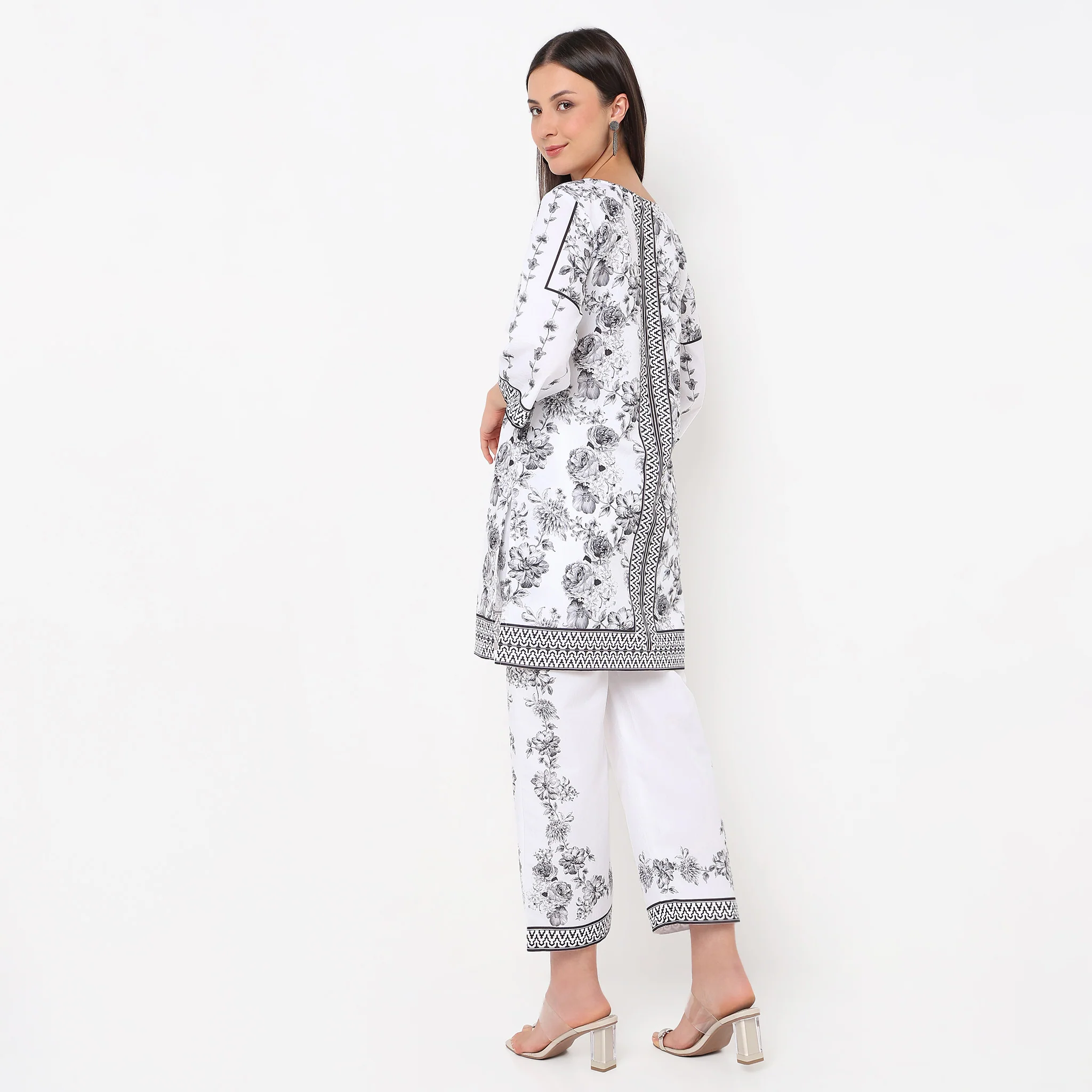 Digital Printed Round Neck Kurta Set - Image 3