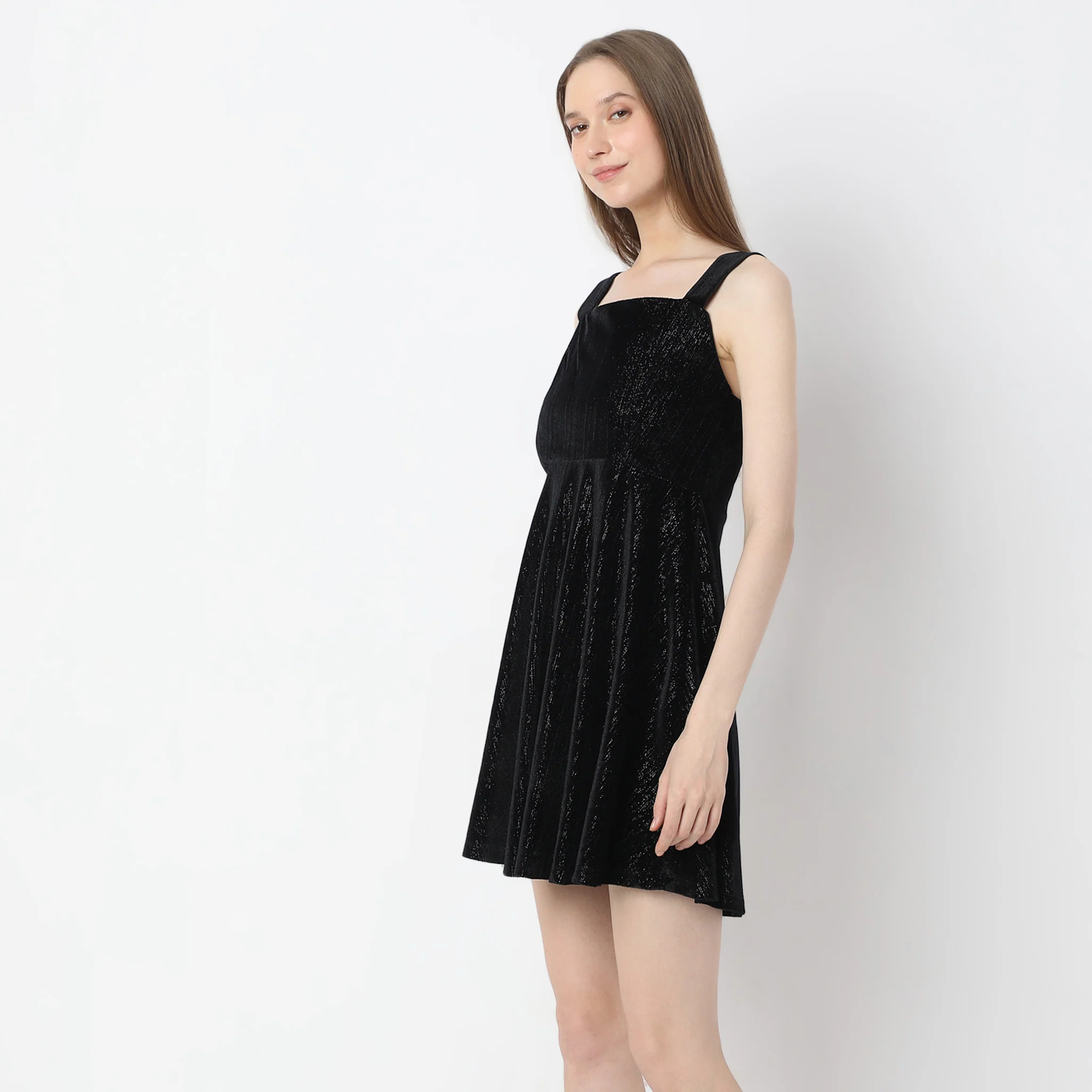 Embellished Knee-Length Sleeveless Betty Dress - Image 5