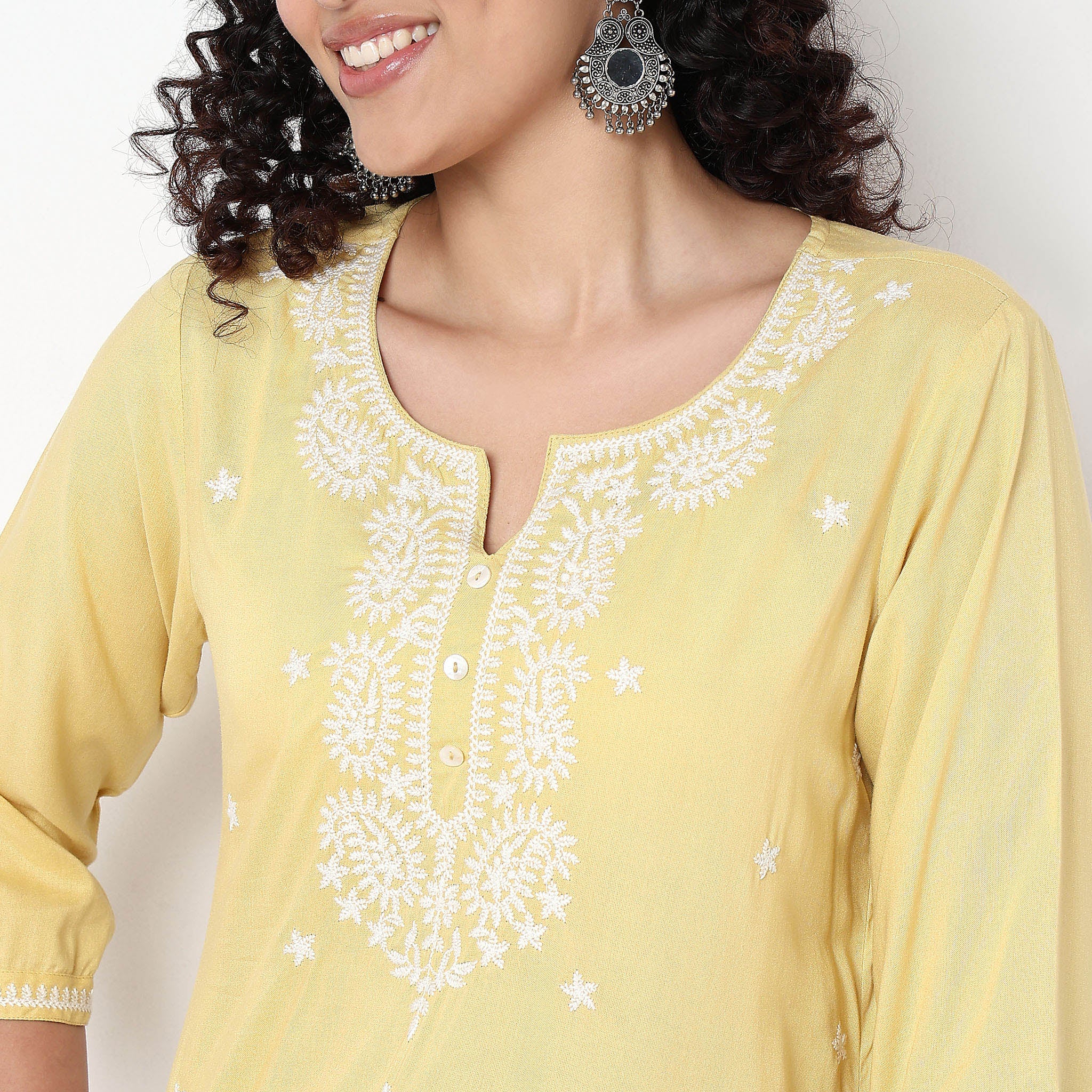 Embroidered Short Kurta - Image 4