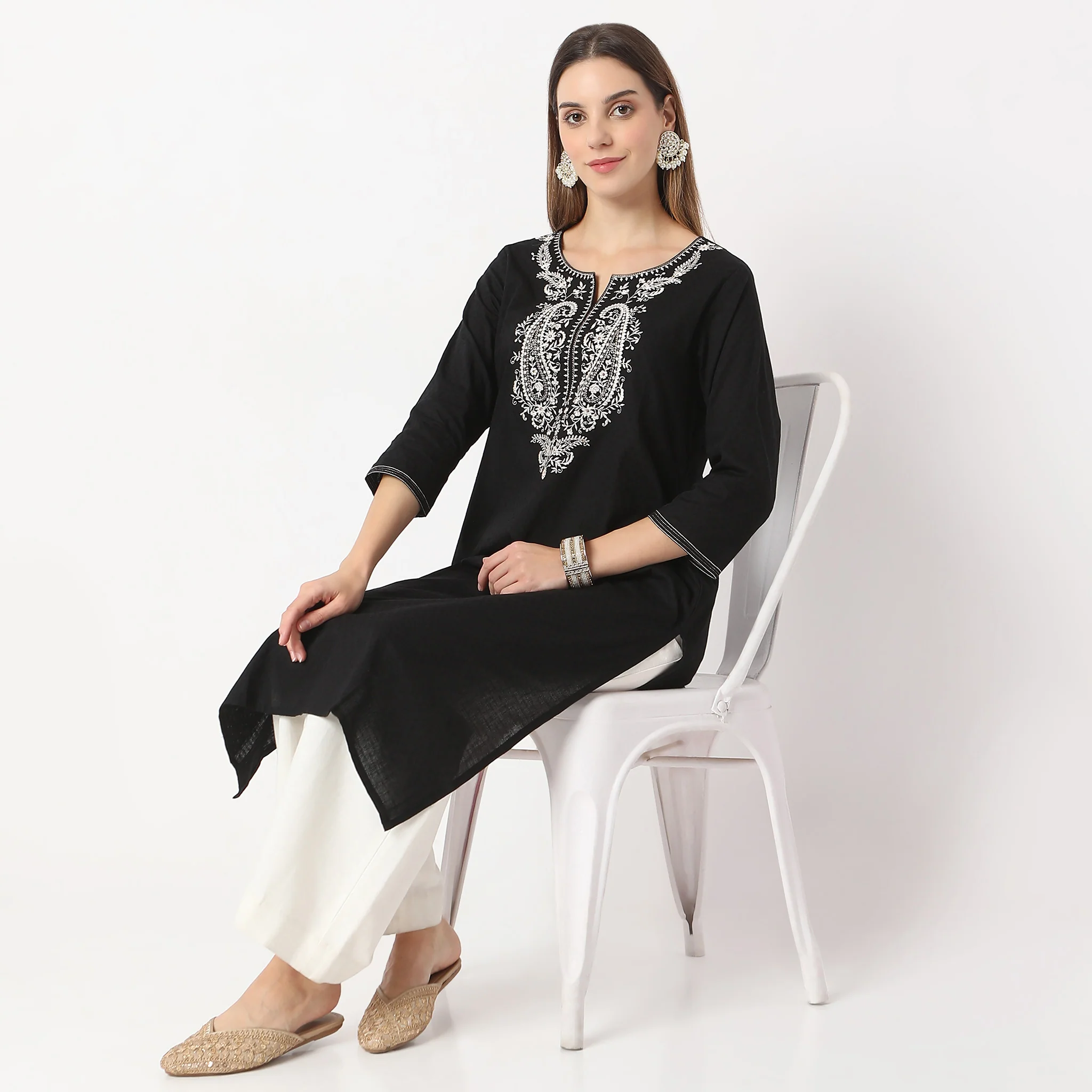 Embroidered Straight Kurta