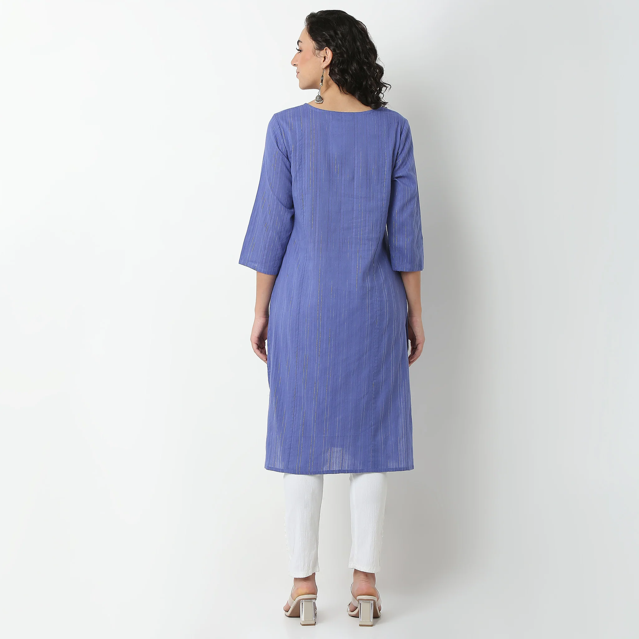 Embroidered Yoke Long Kurta - Image 8