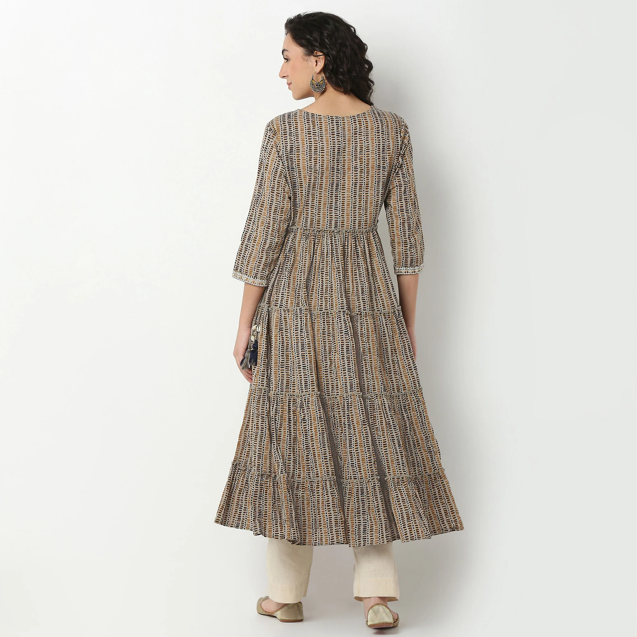 Embroidered Cotton Flared Long Kurta - Image 3