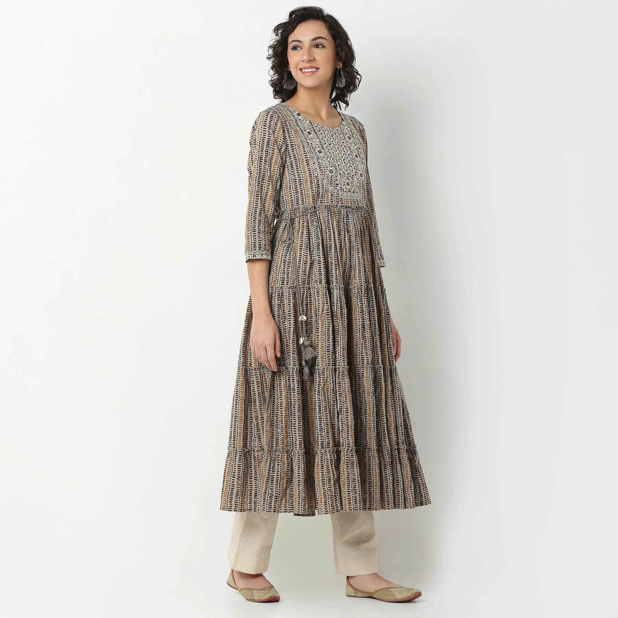 Embroidered Cotton Flared Long Kurta - Image 5