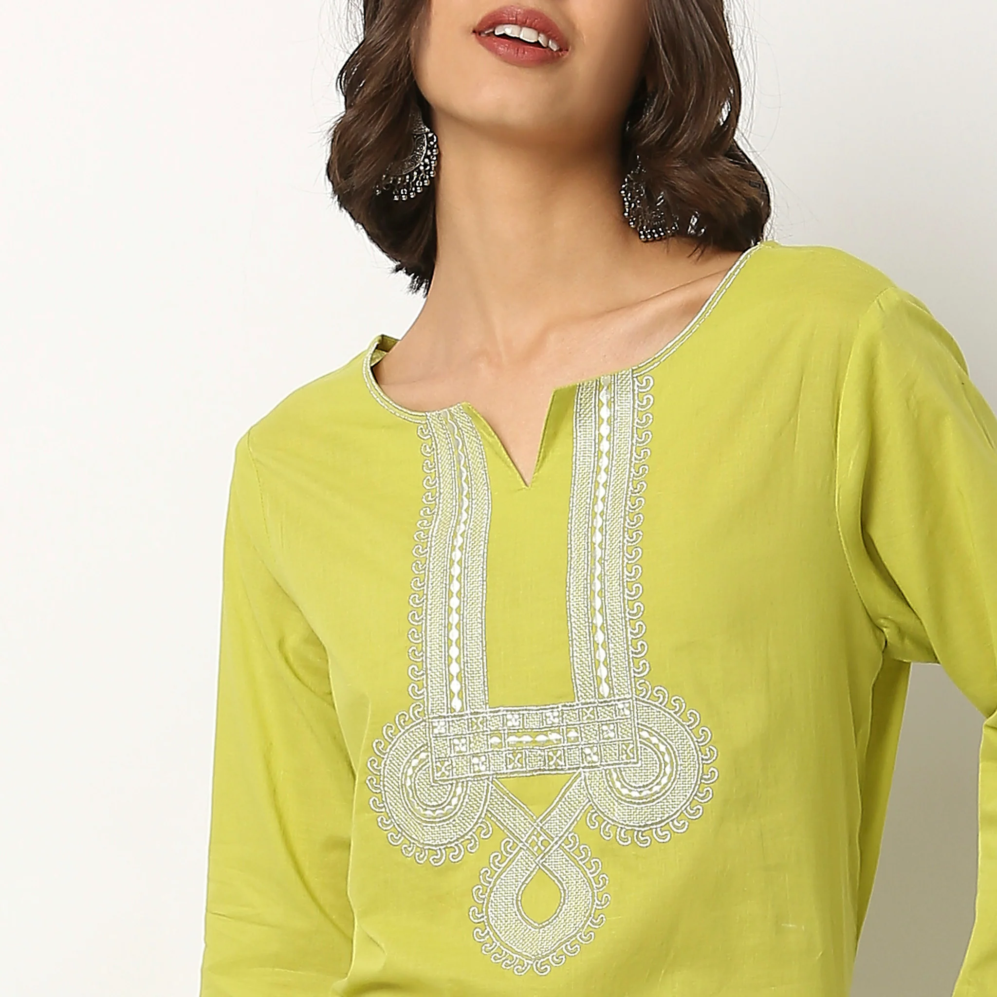 Embroidered Cotton Kurta - Image 4