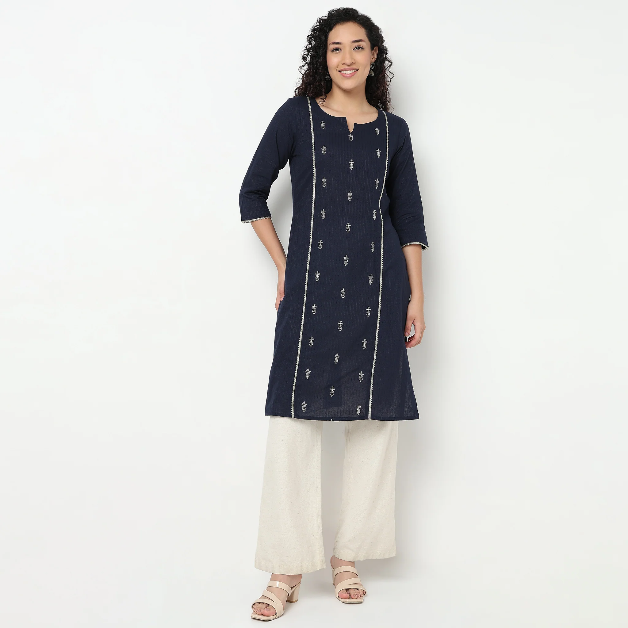 Centre Panel Embroidered Long Kurta - Image 2