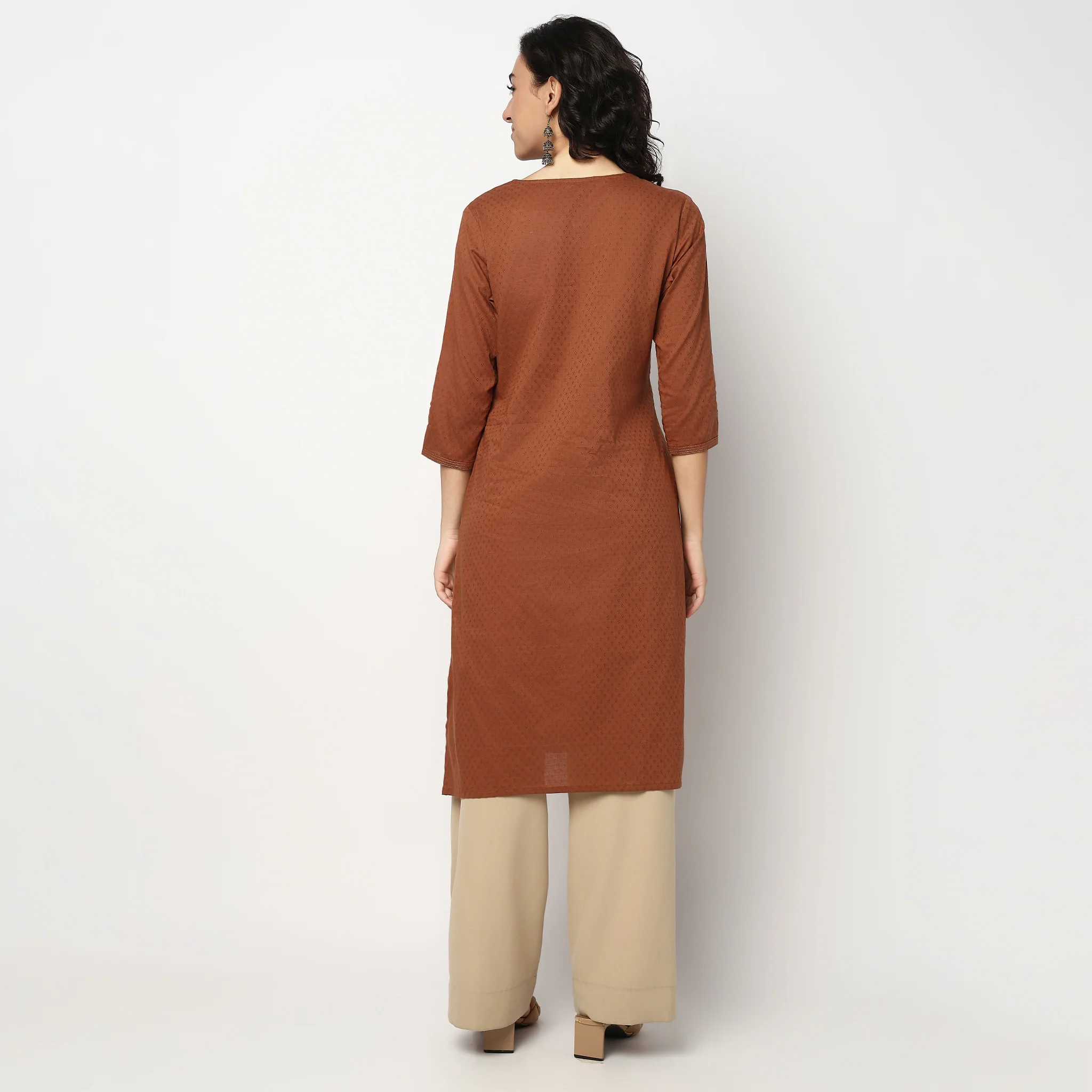 Embroidered Yoke Long Kurta - Image 3