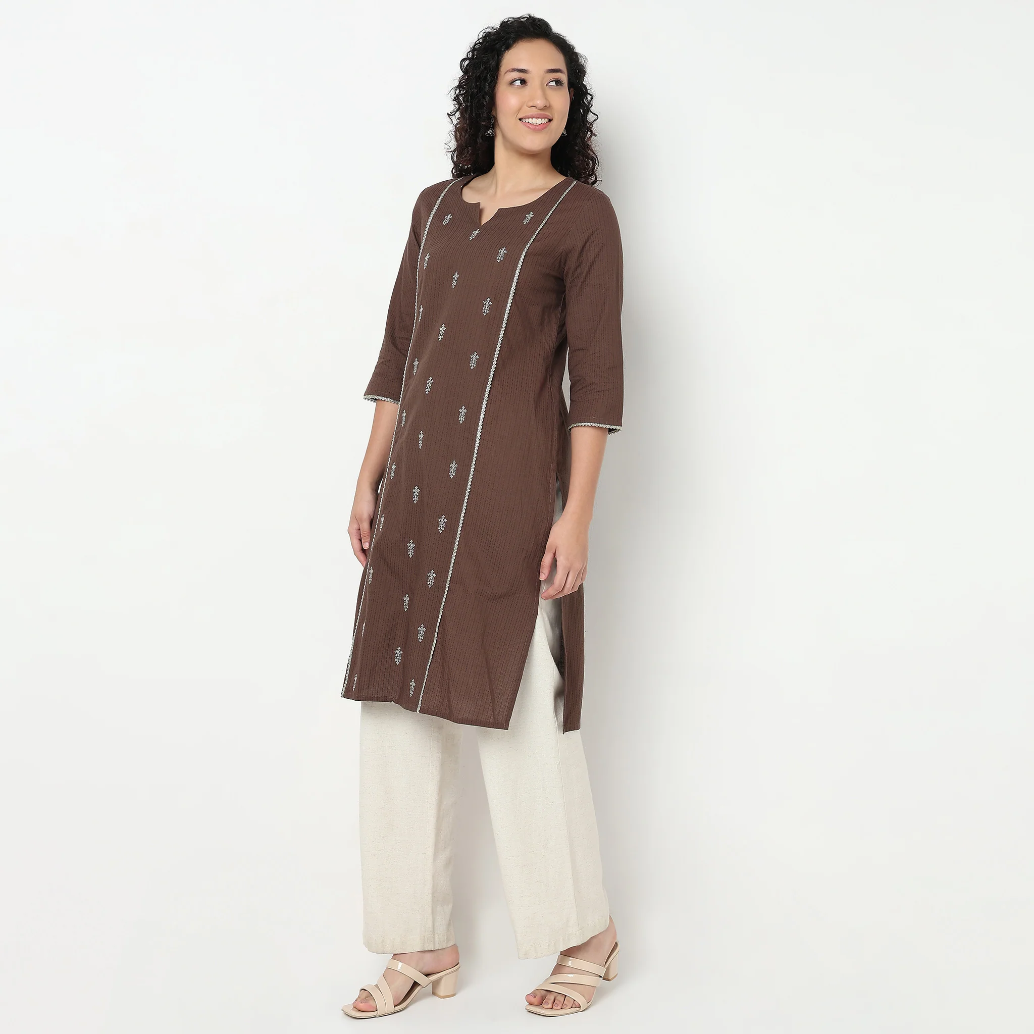 Centre Panel Embroidered Long Kurta - Image 5