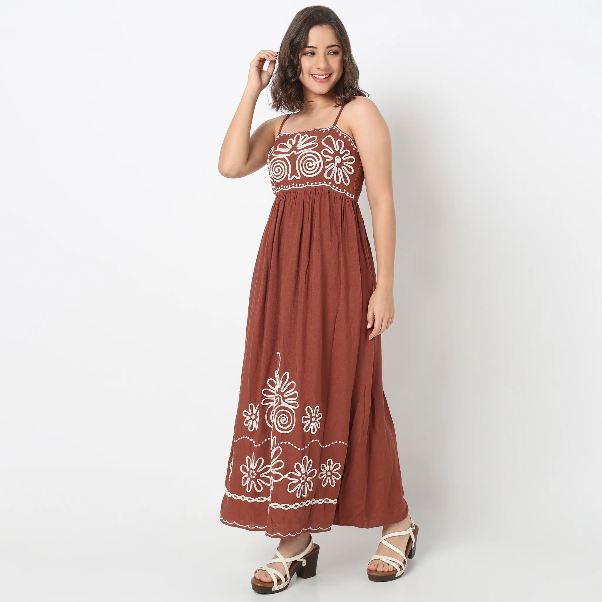 Embroidered Flared Strappy Dress - Image 5
