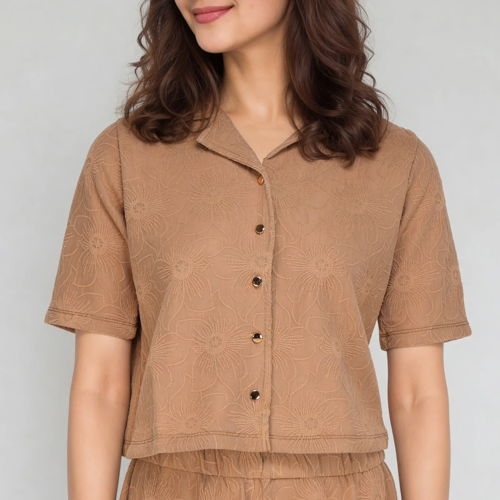 Embroidered Half Sleeve Shirt - Image 4