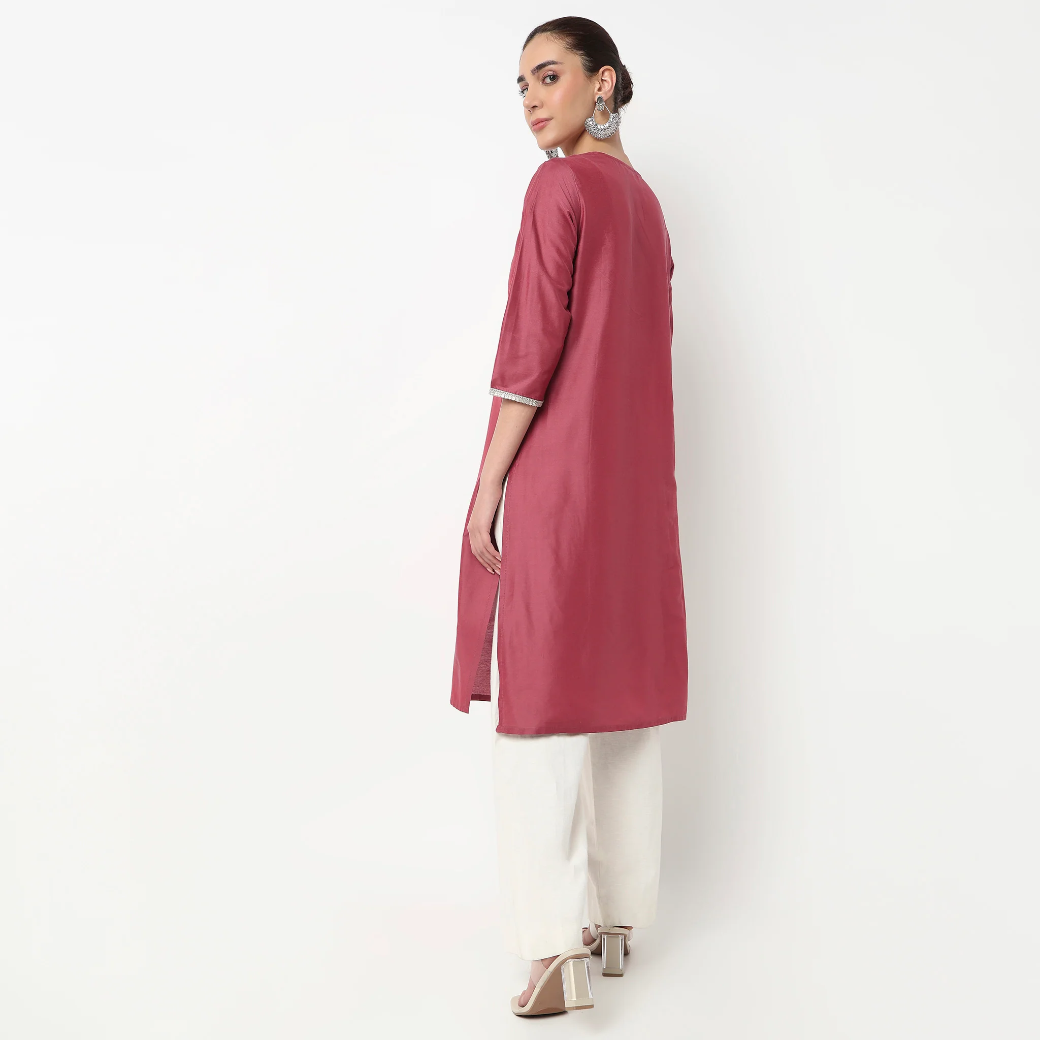 Embroidered V-Neck Kurta - Image 8