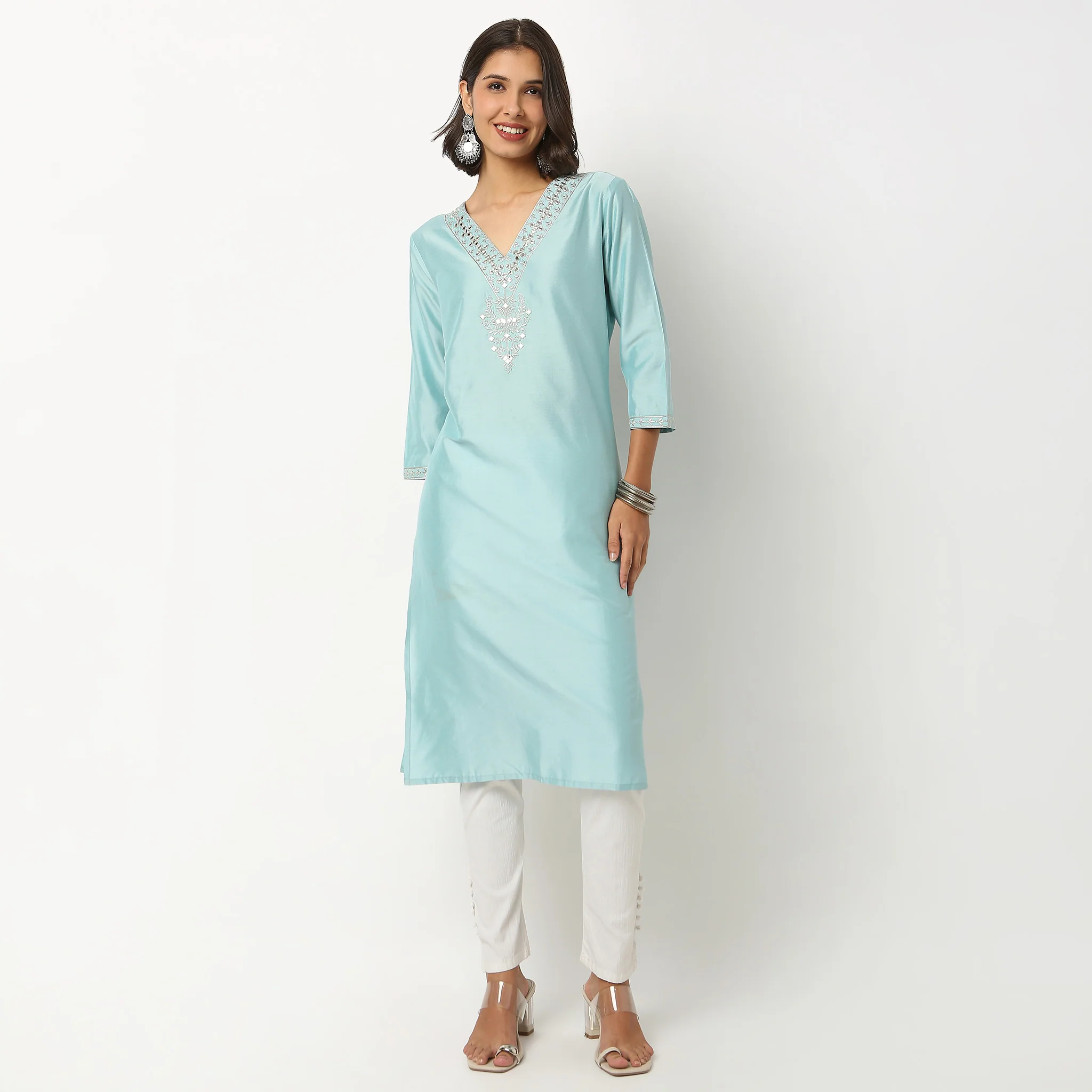 Embroidered V Neck Kurta