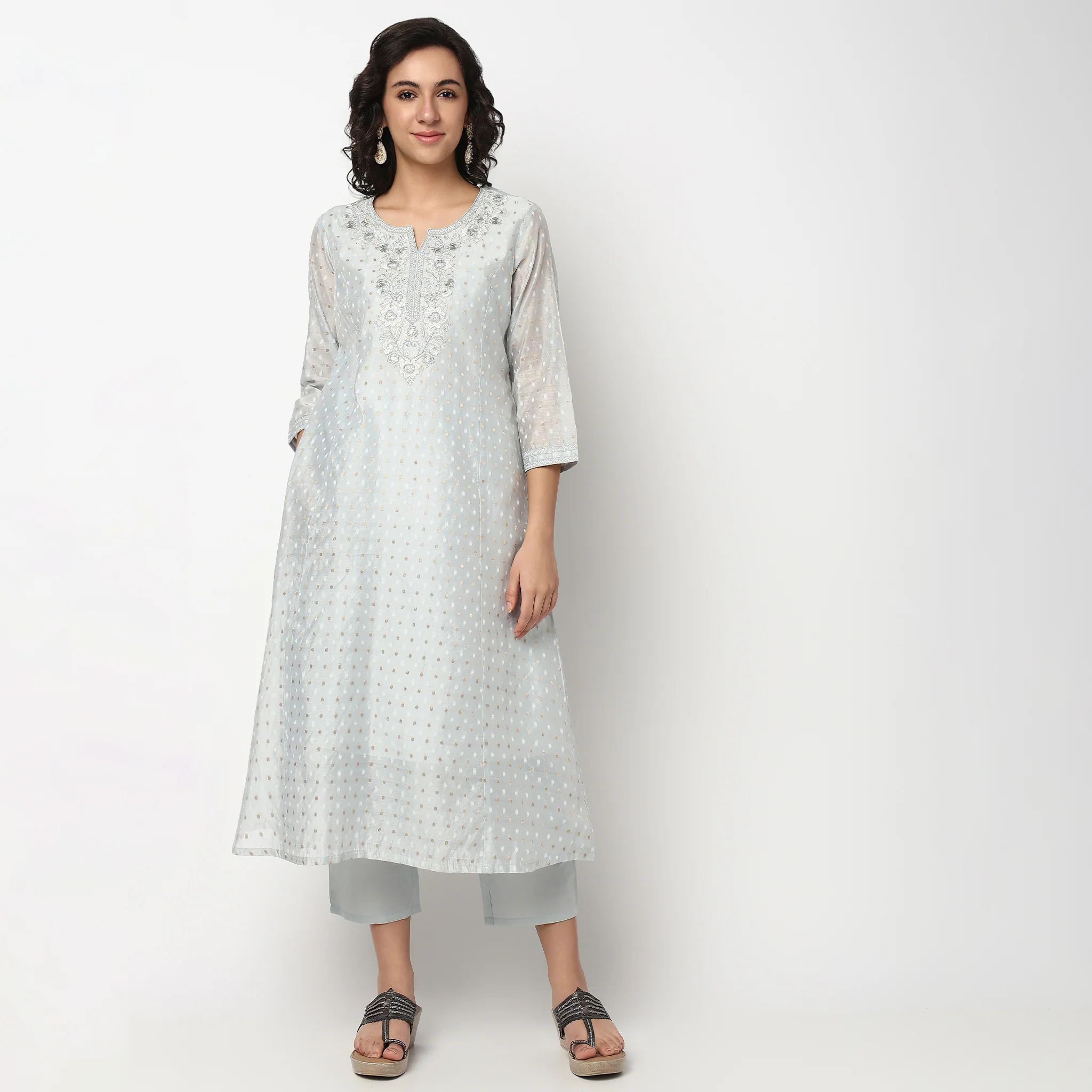 Embroidered V Neck Kurta Set with Dupatta - Image 2