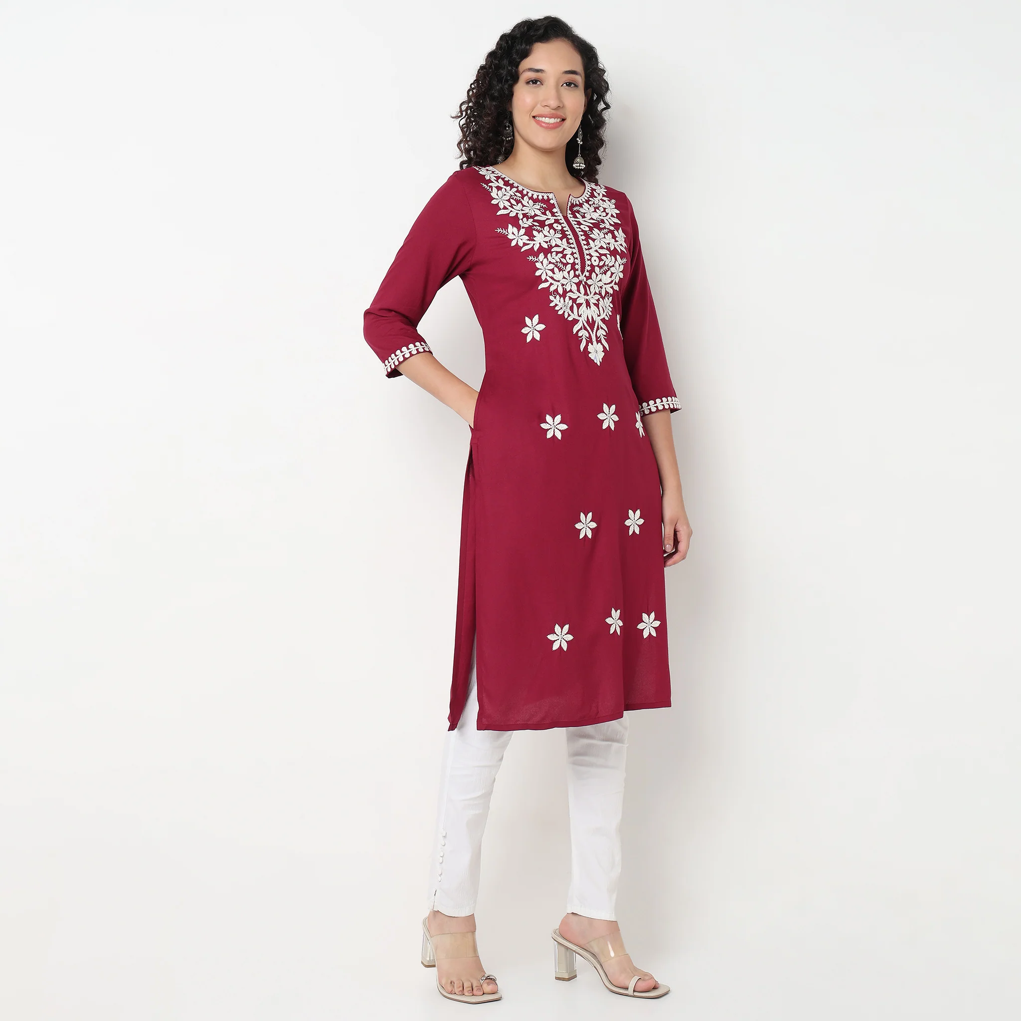Embroidered Straight Kurta - Image 5