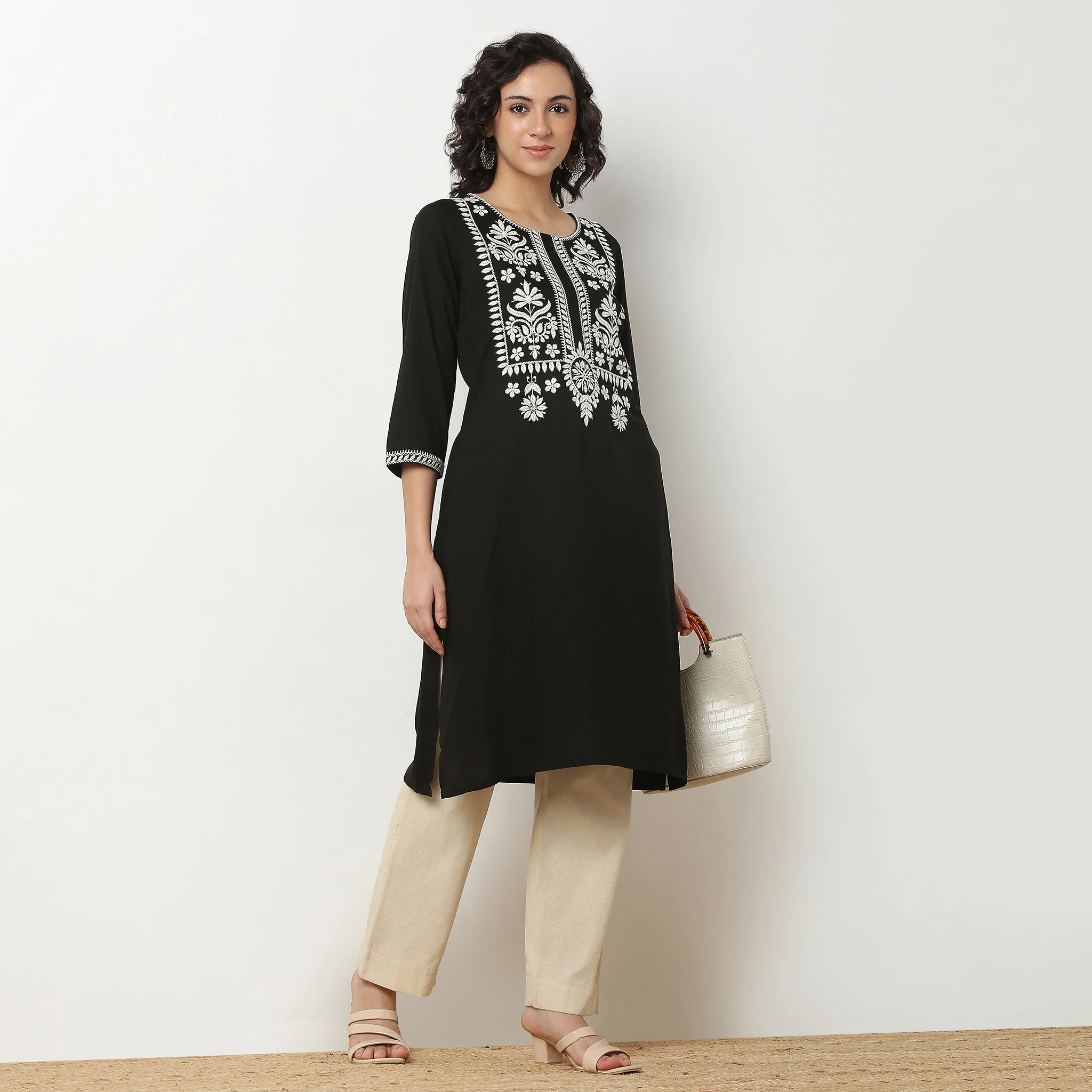 Embroidered Straight Kurta