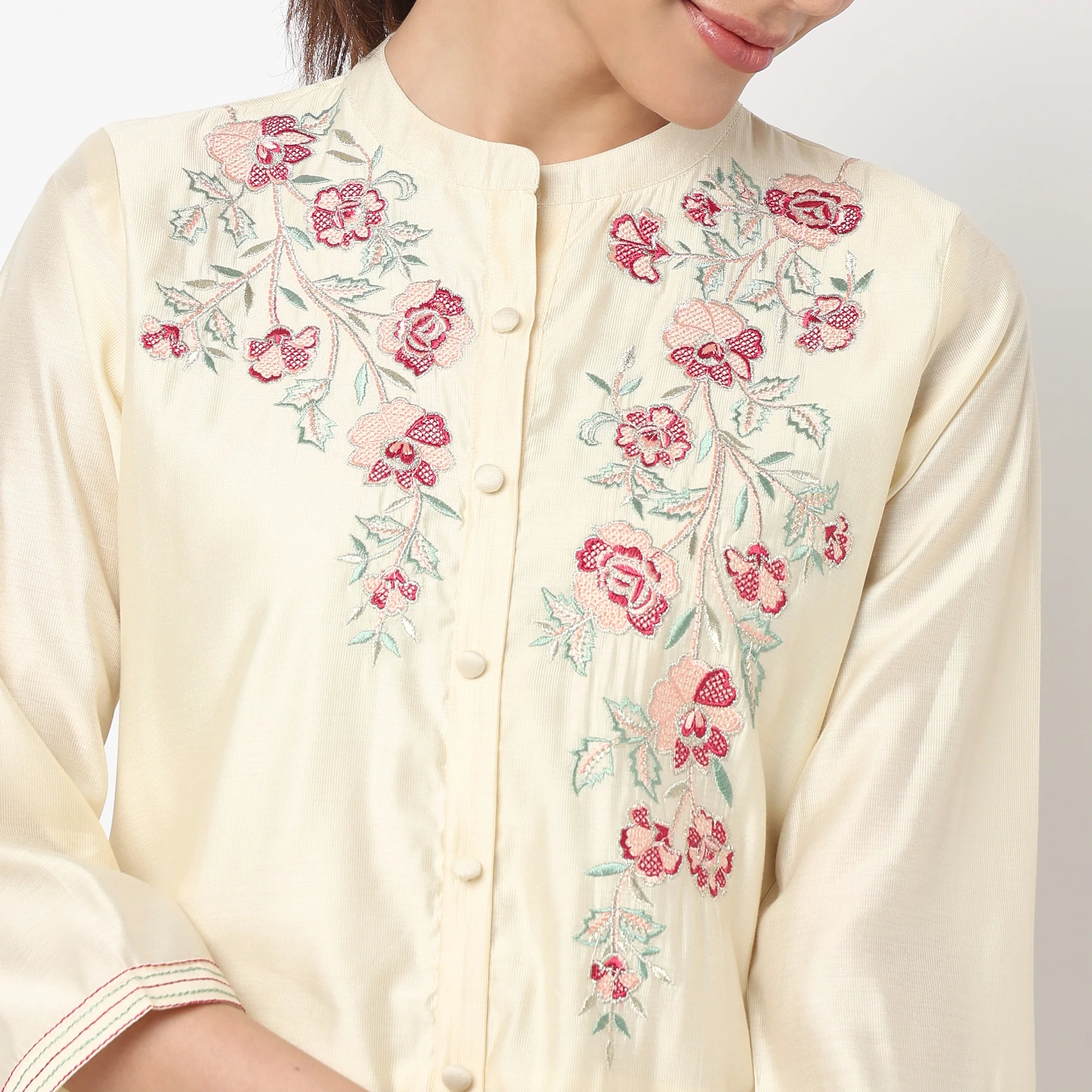 Embroidered Straight Kurta - Image 3