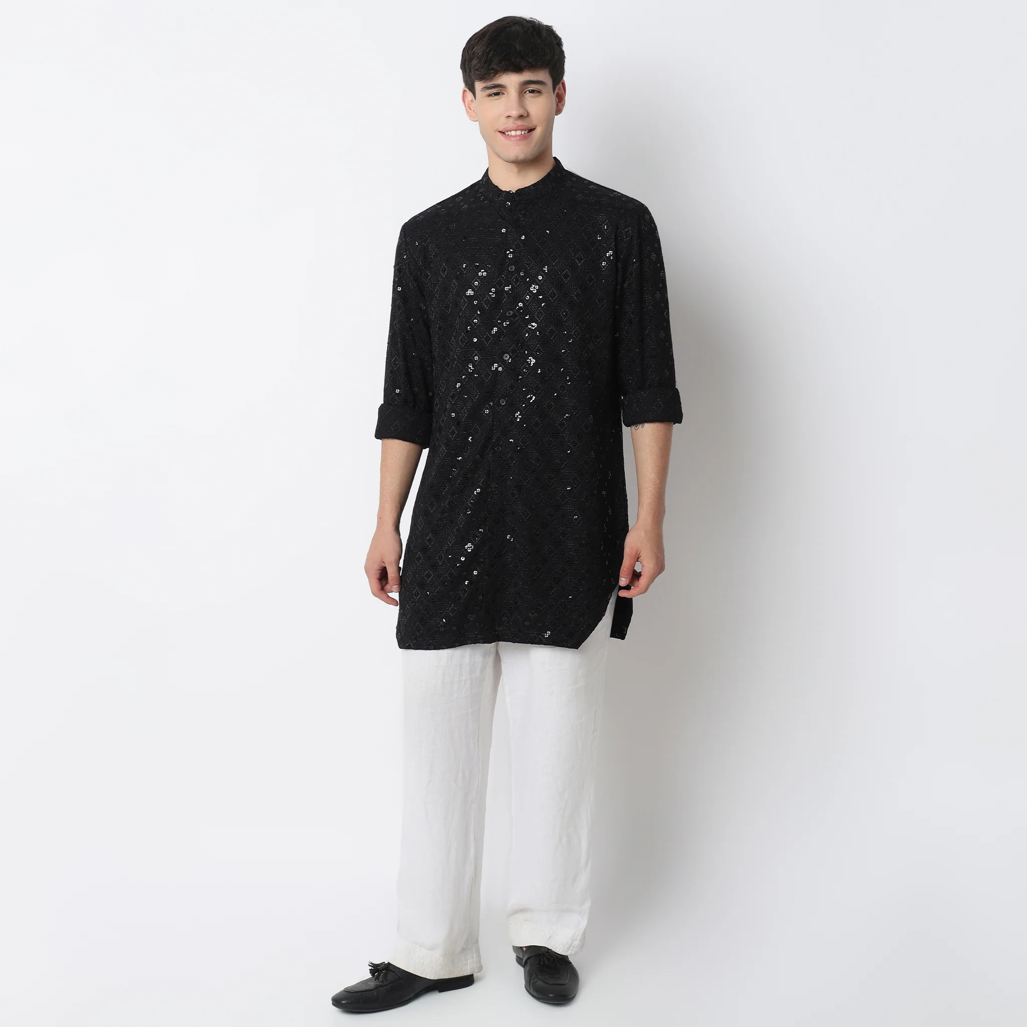 Embroidered Straight Kurta - Image 2