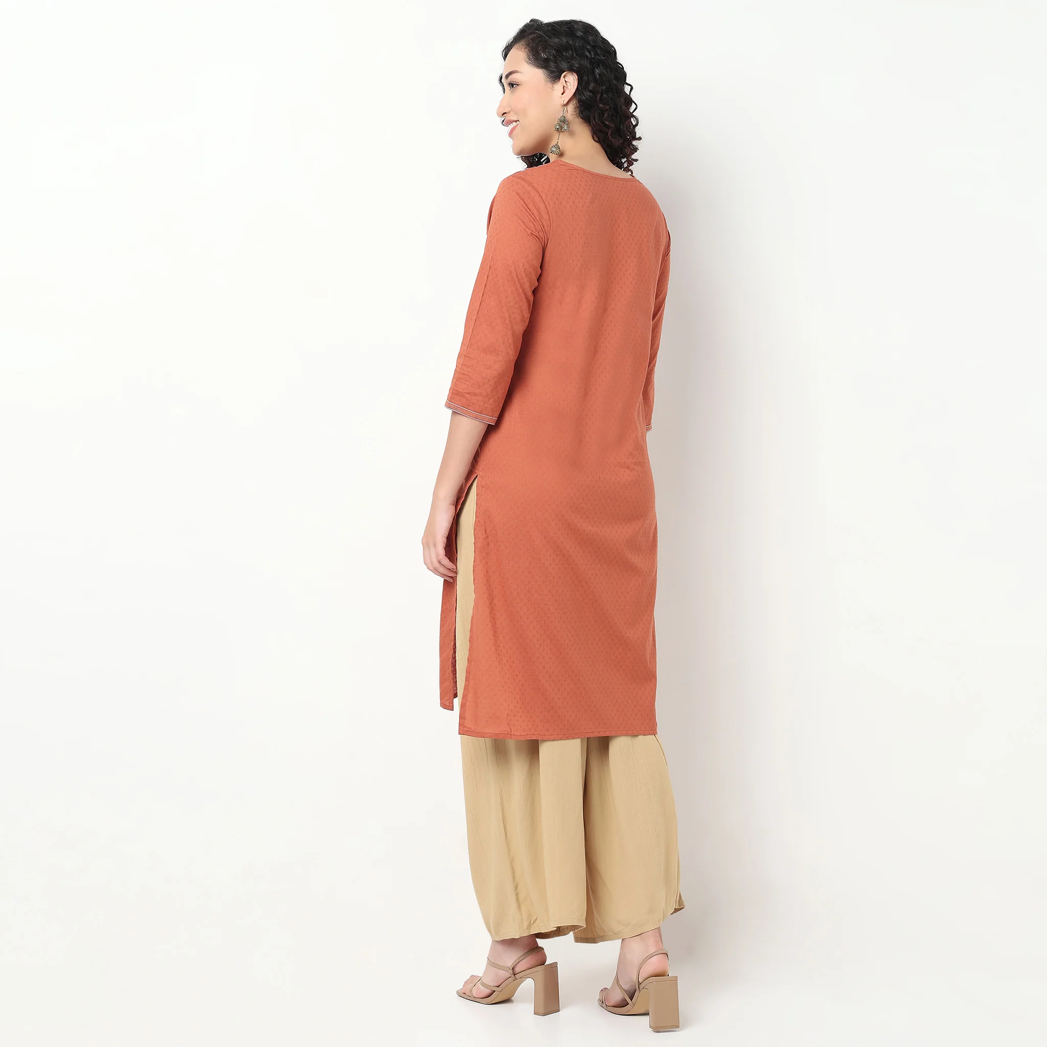 Embroidered Yoke V-Neck Kurta - Image 3