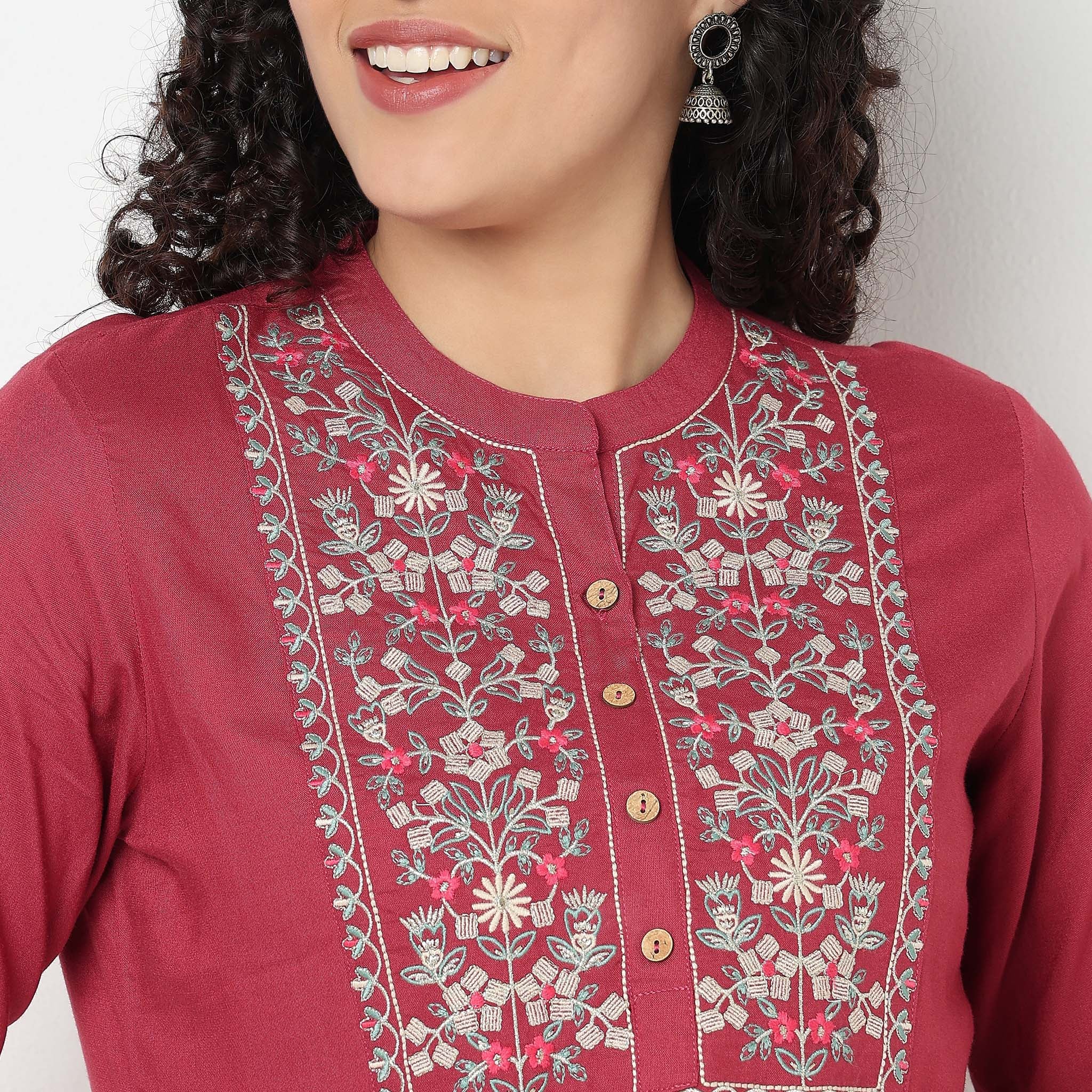 Embroidered Band Neck A Line Short Kurta - Image 4