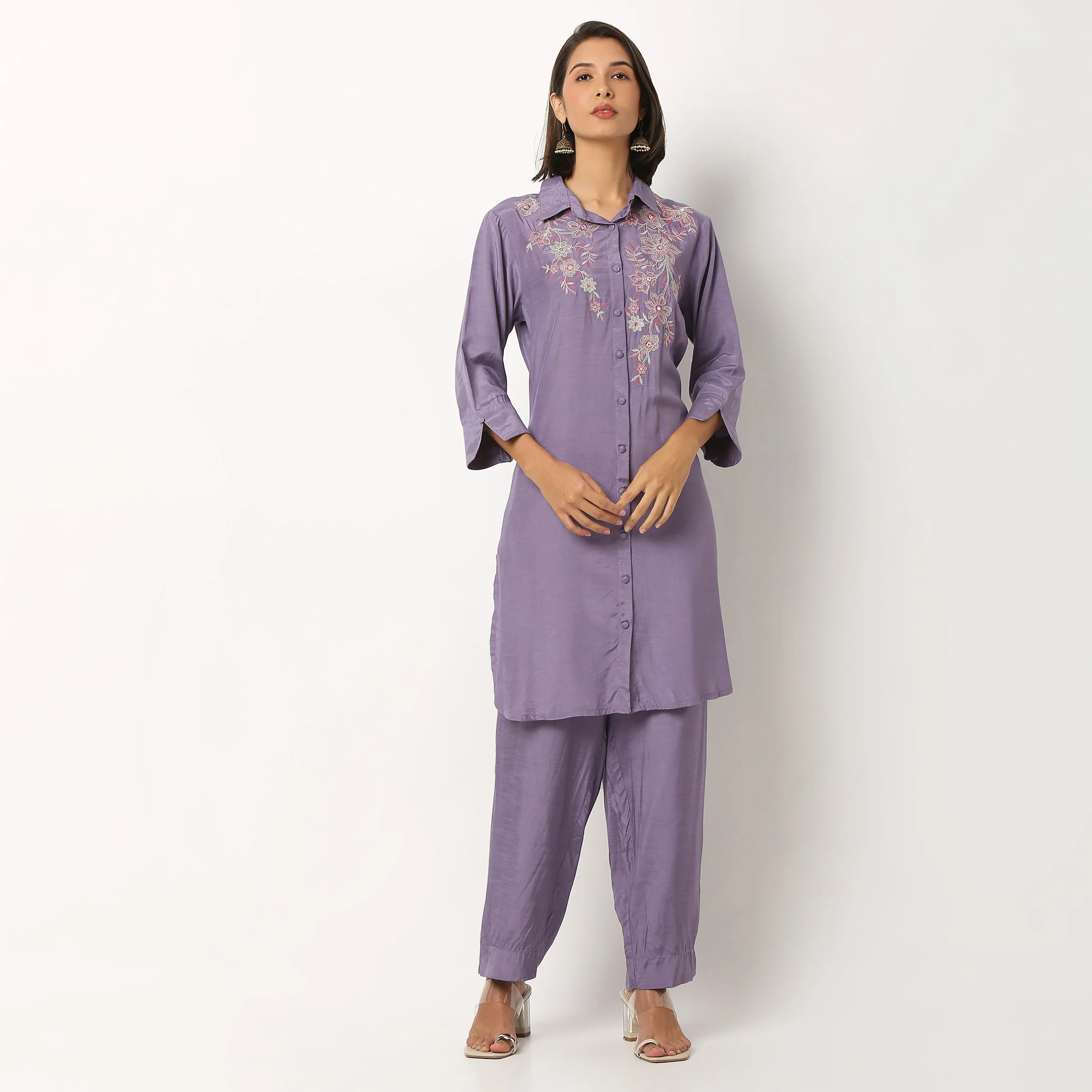 Embroidered Straight Kurta - Image 2