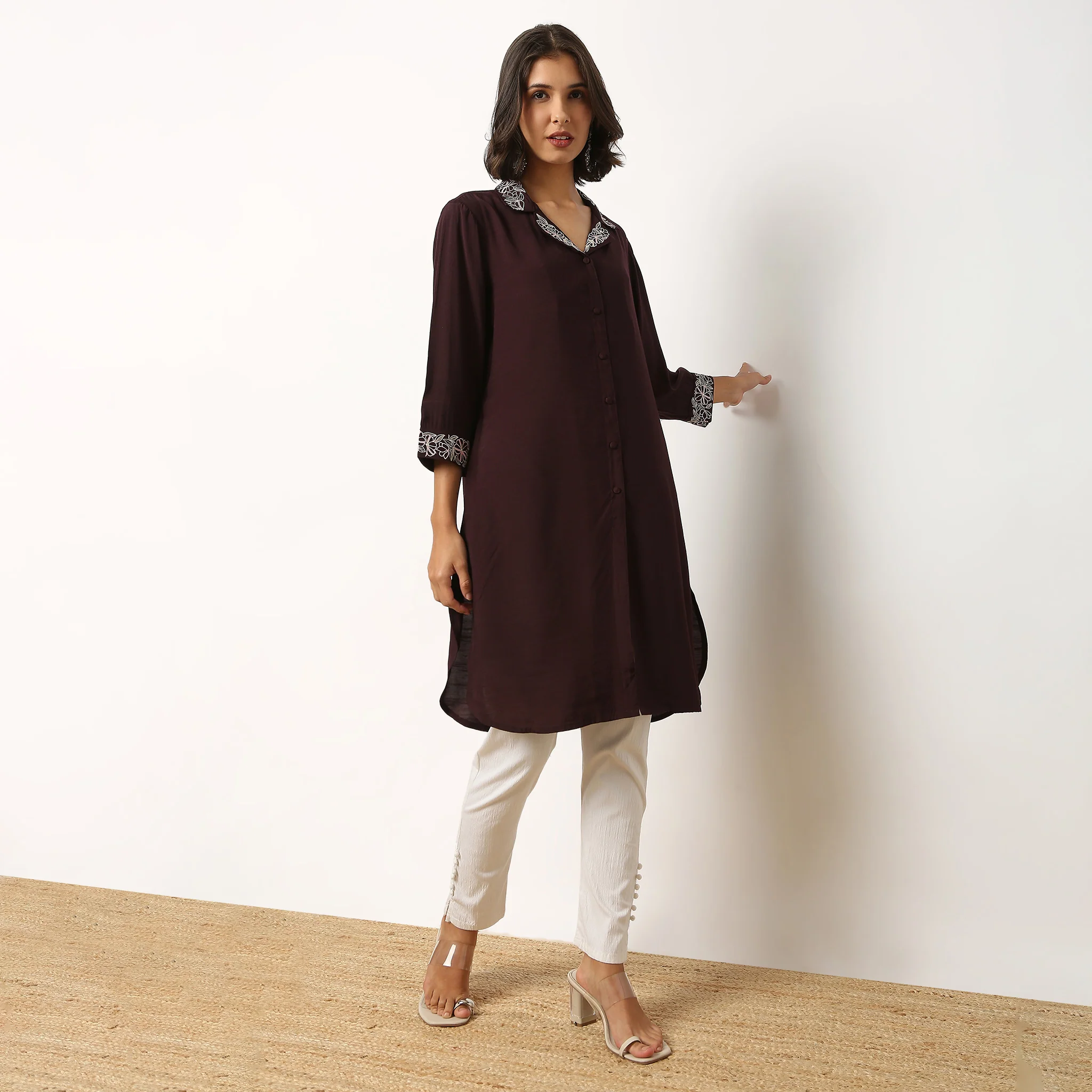Embroidered Lapel Collar Kurta