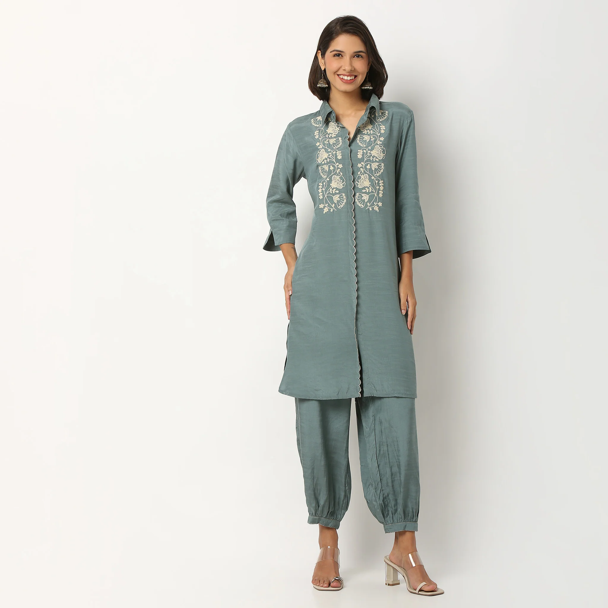 Embroidered Straight Kurta - Image 2