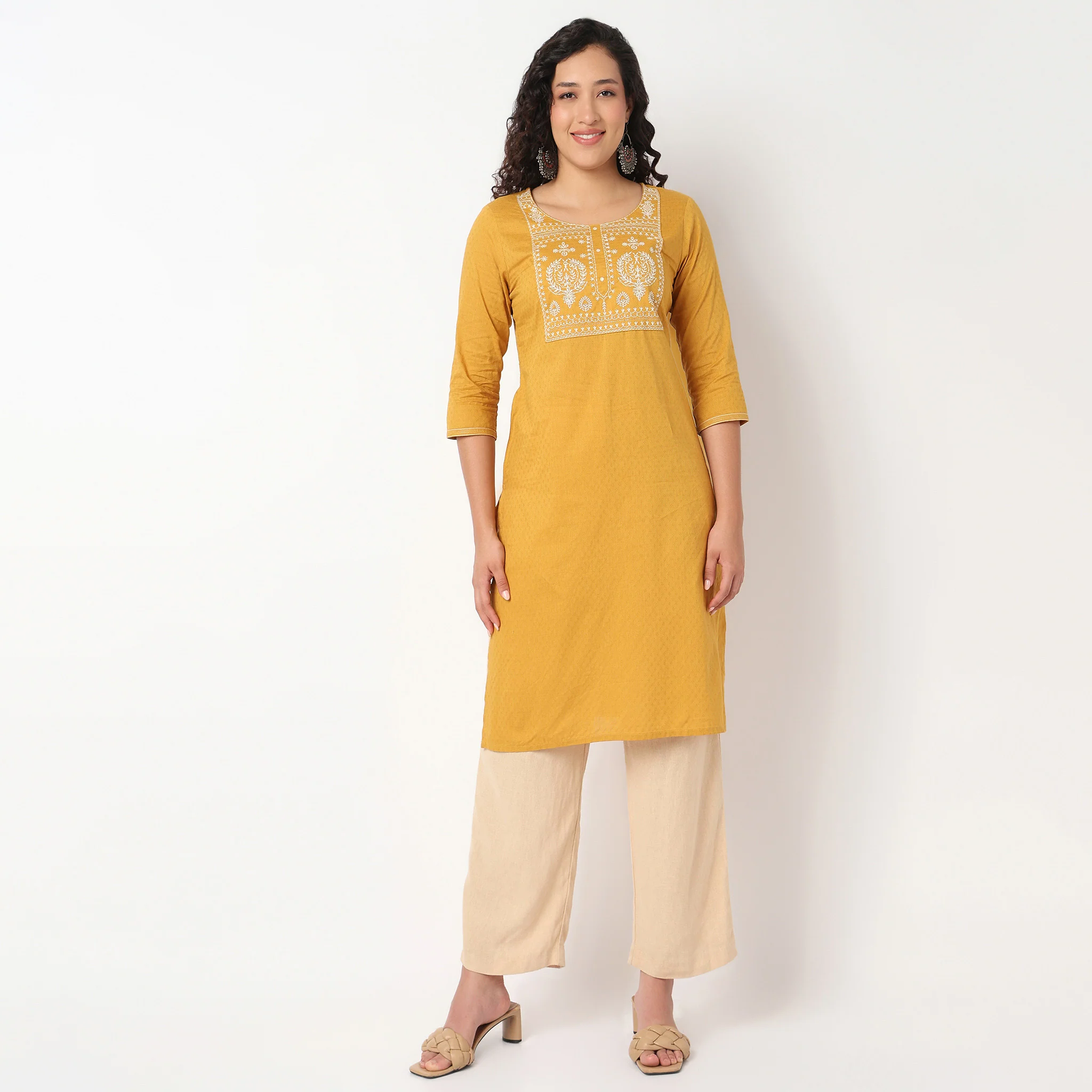 Embroidered Yoke Kurta - Image 2