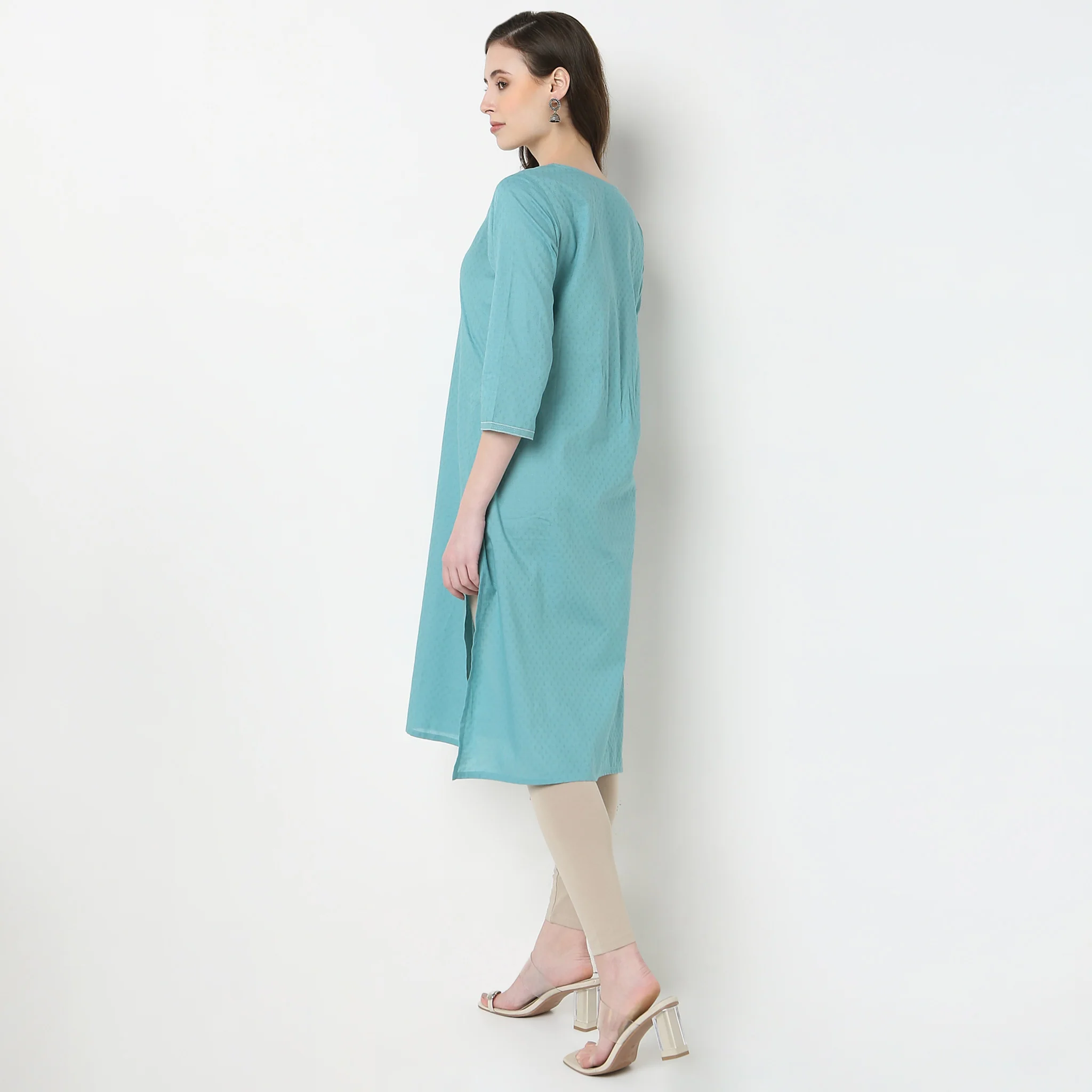 Embroidered Yoke Long Kurta - Image 3