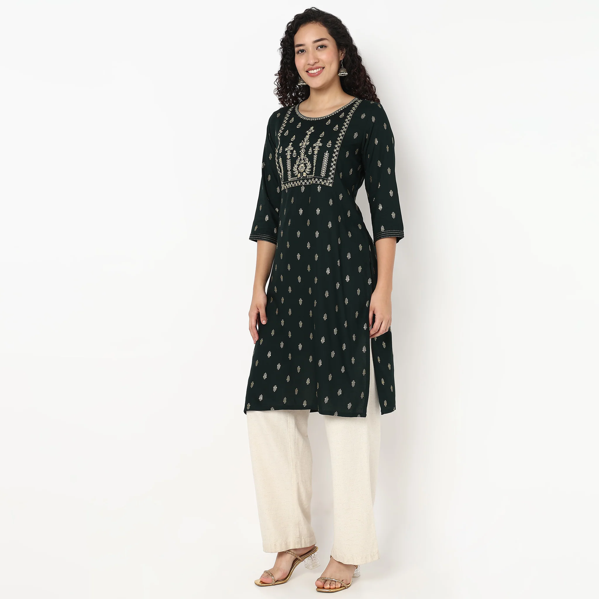 Embroidered Yoke Long Kurta - Image 5