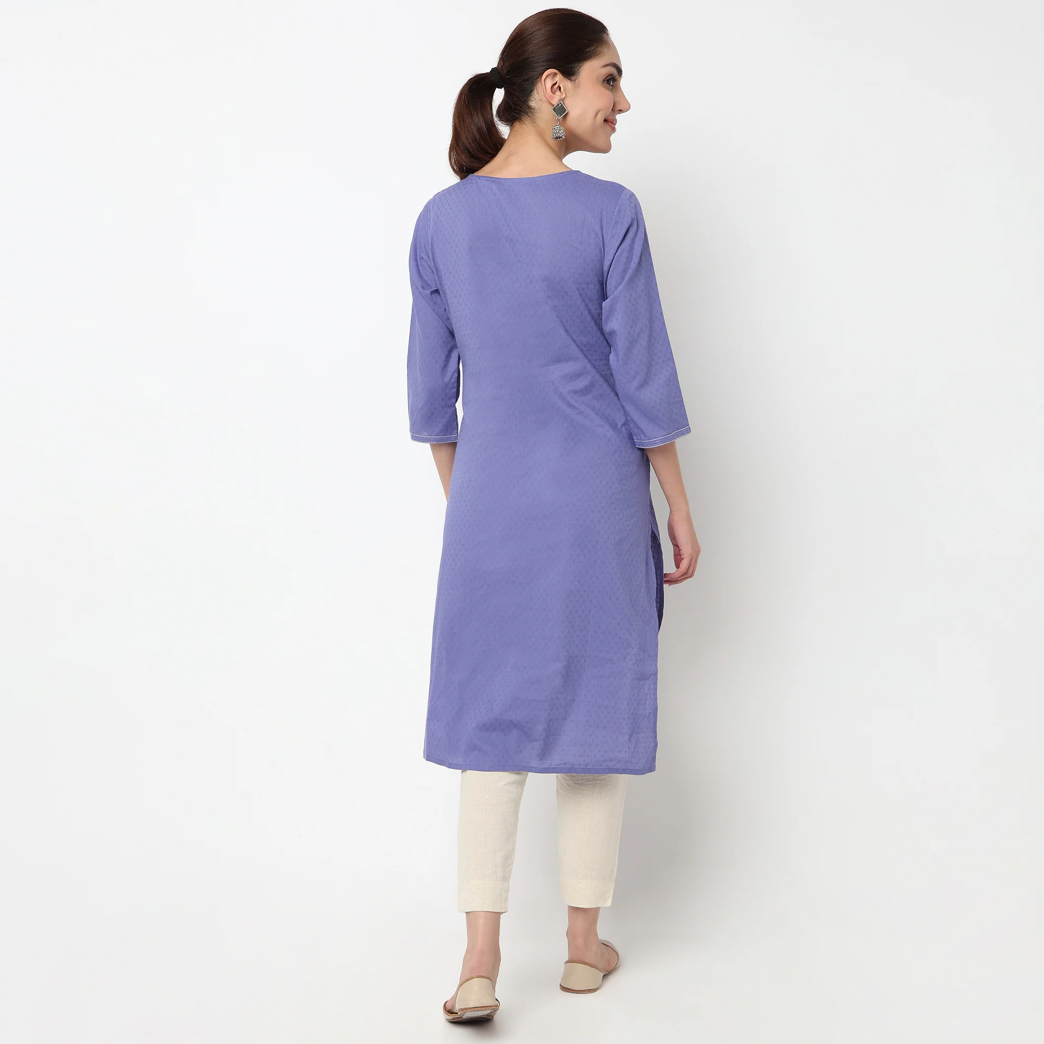 Embroidered Yoke Long Kurta - Image 4