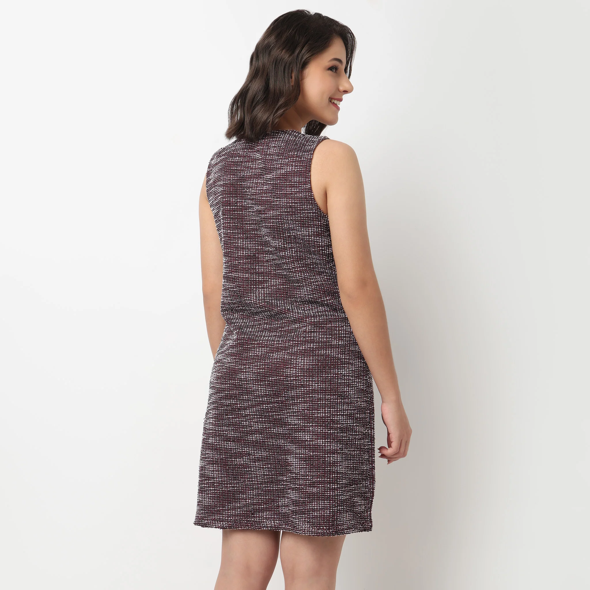 Fitted Korean Dress - Image 3