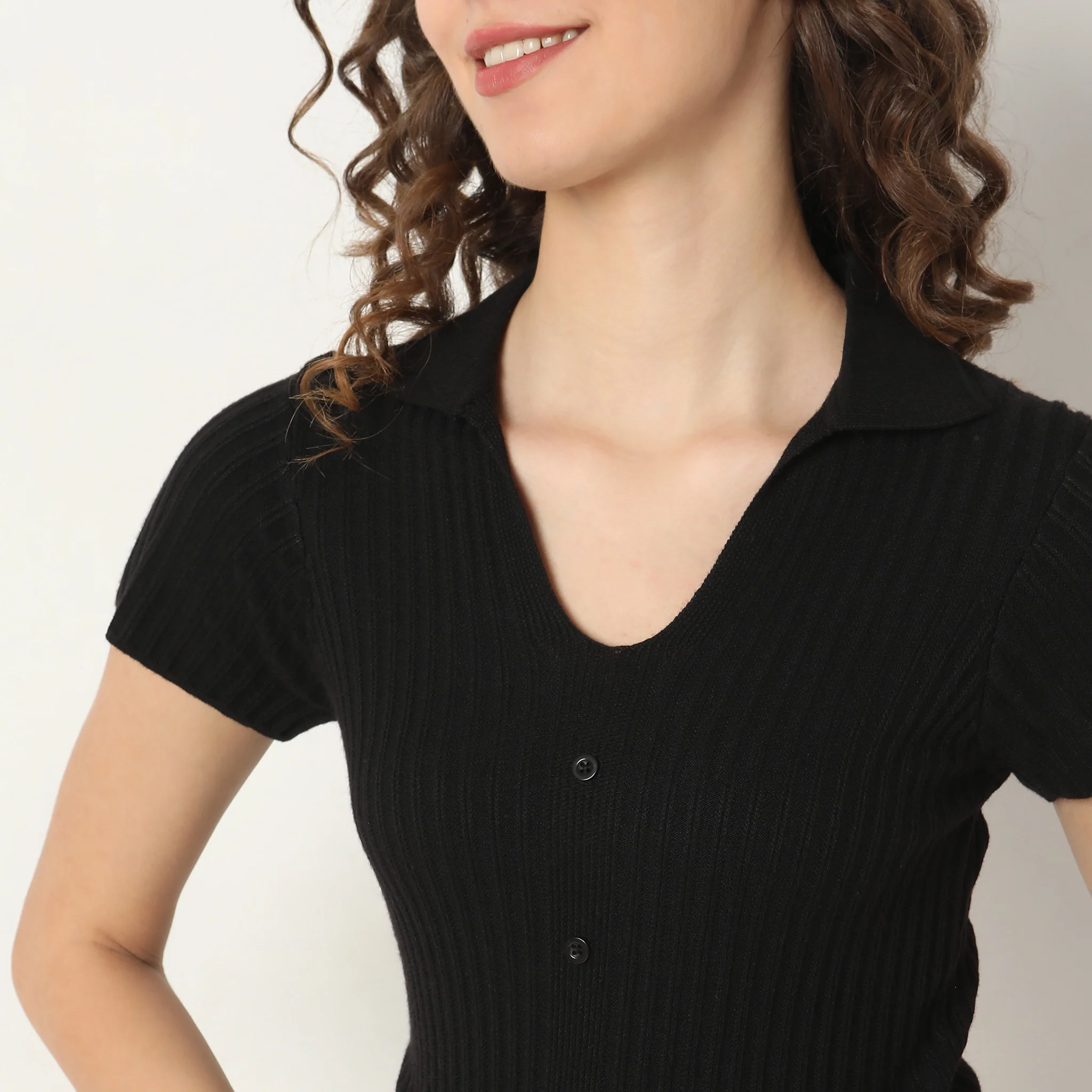 Fitted Solid Sweater - Image 4