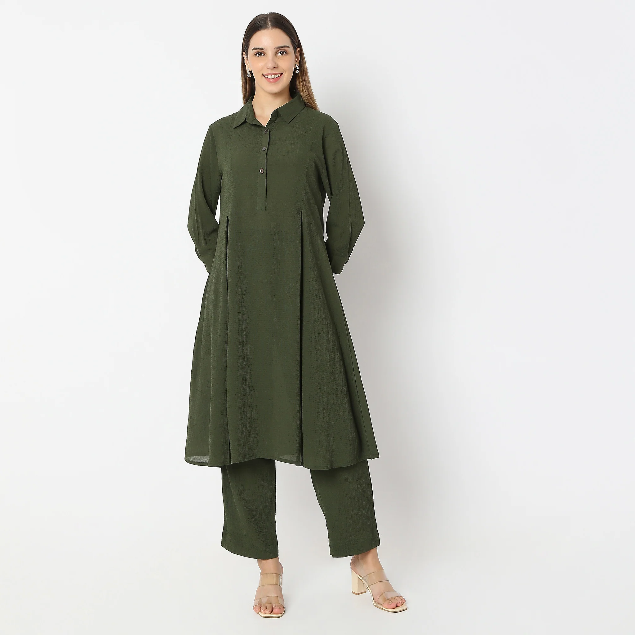 Flare Fit Box Inwared Pleat A-Line Kurta With Pant Set - Image 9