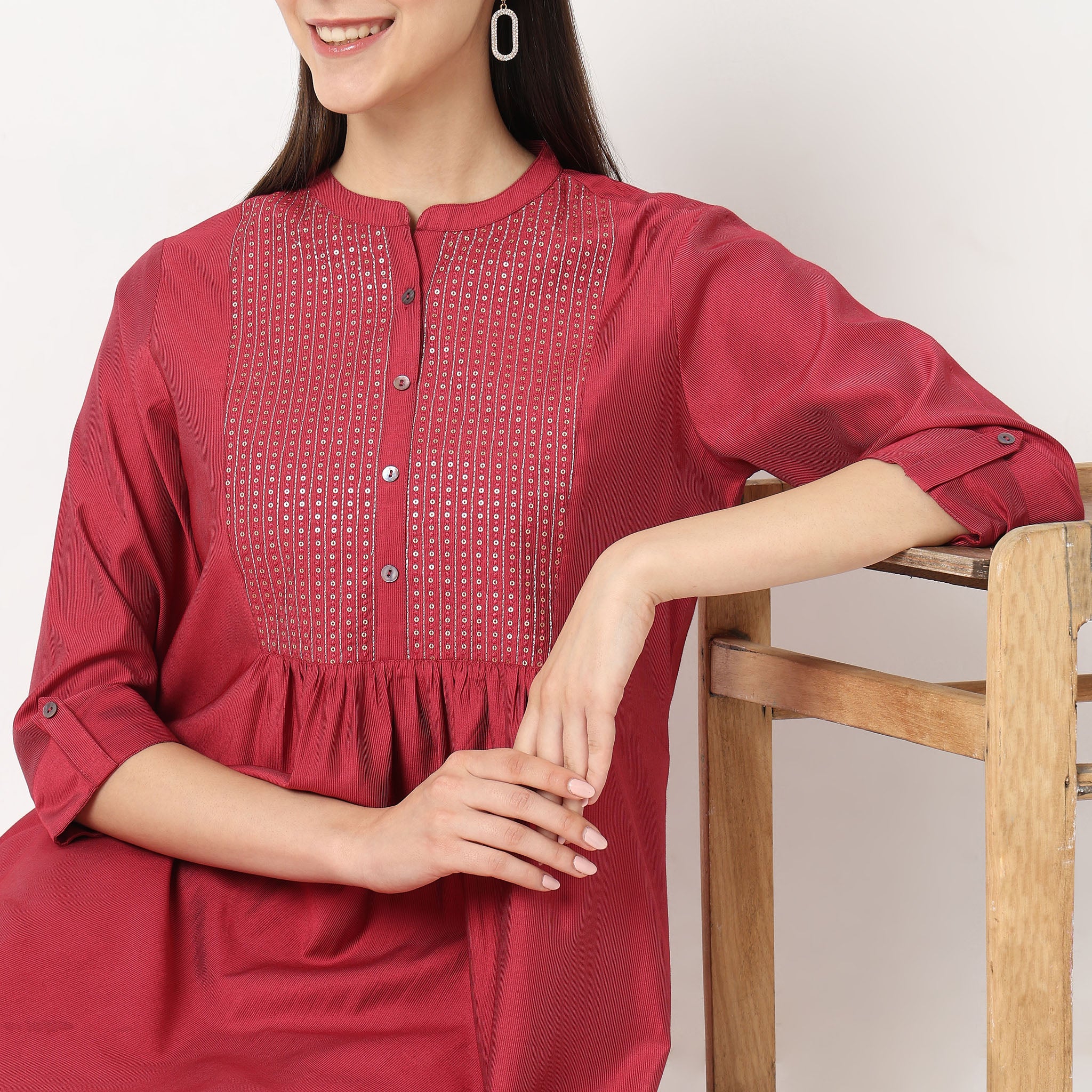 Flare Fit Embellished Kurta - Image 4