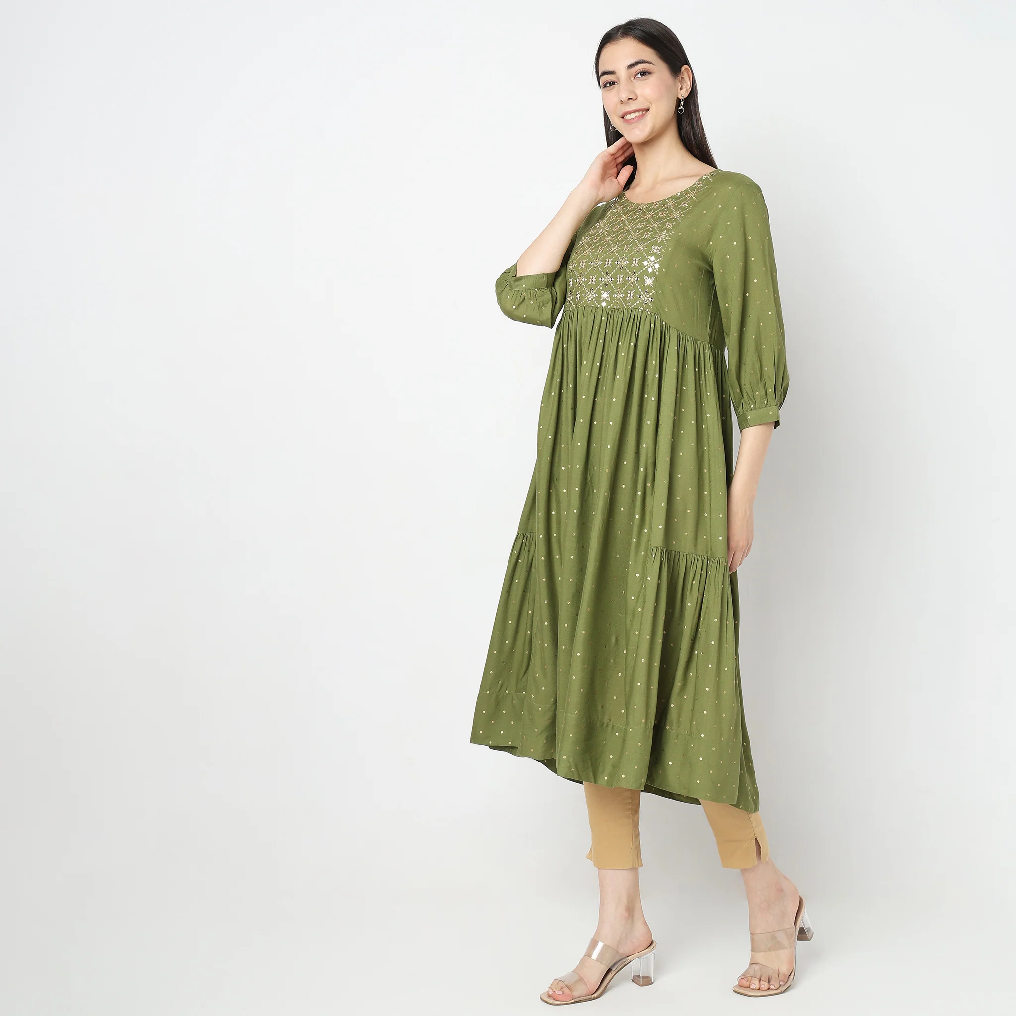 Flare Fit Embellished Kurta - Image 4