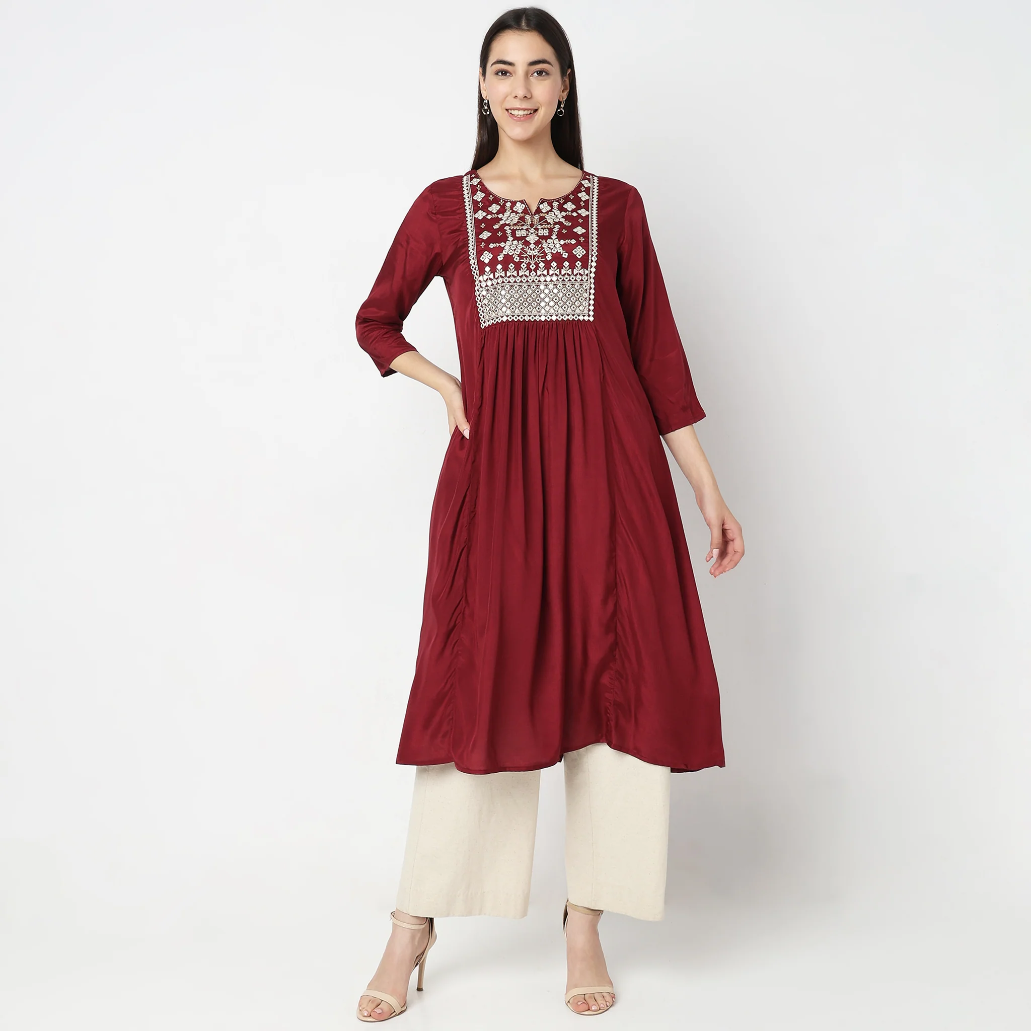 Flare Fit Embellished Kurta - Image 2
